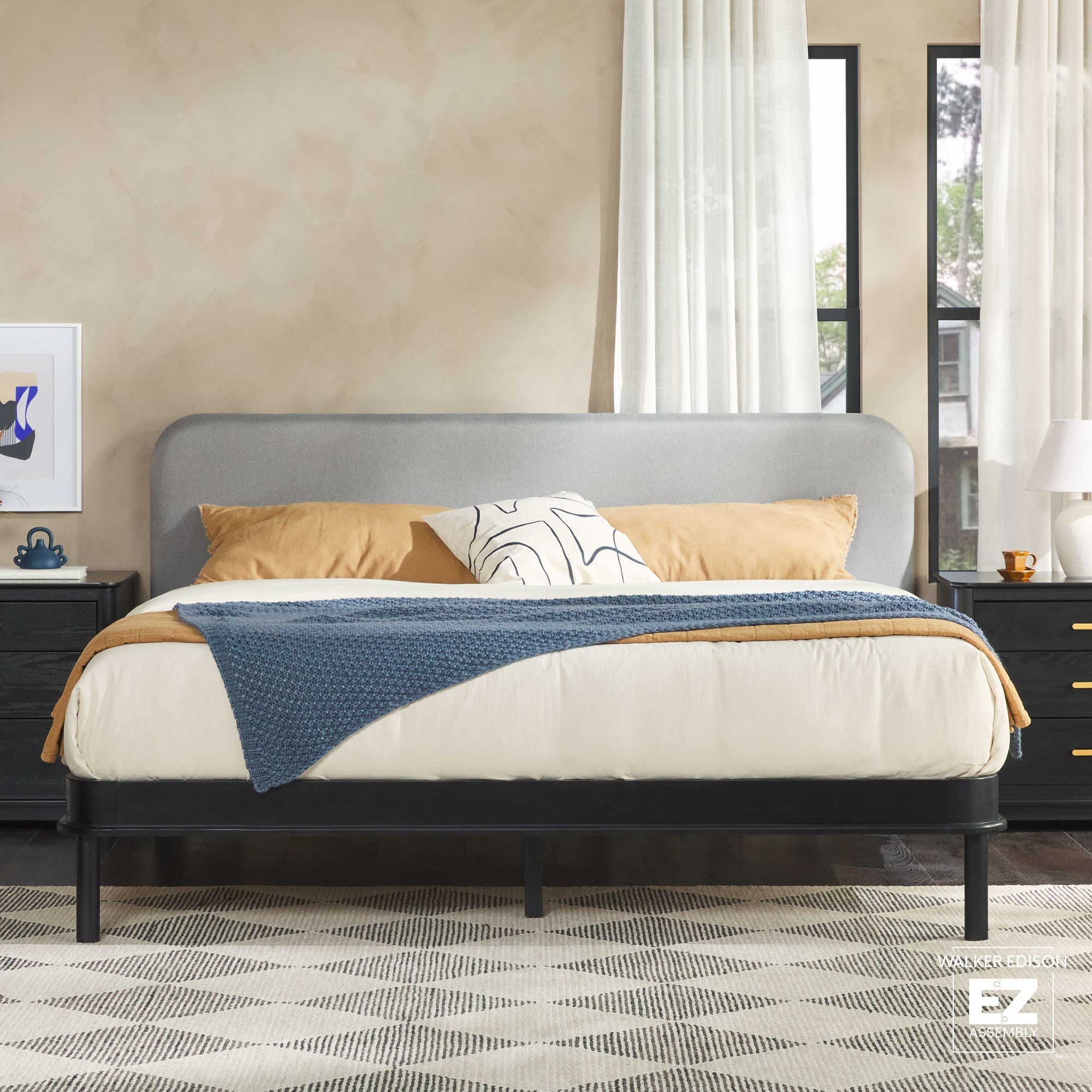 Cabecero tapizado contemporáneo Annette con estructura de cama de madera curva