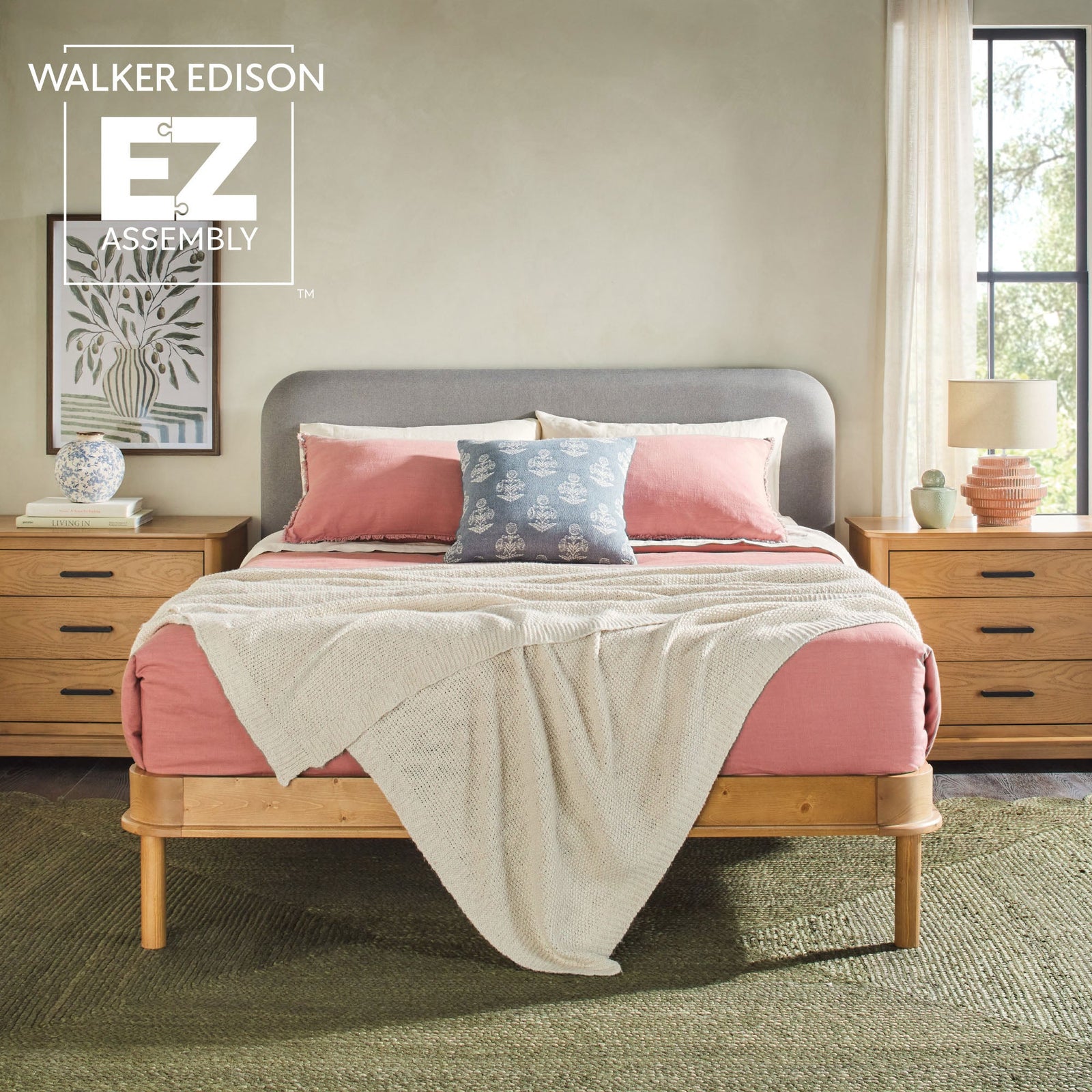 Cabecero tapizado contemporáneo Annette con estructura de cama de madera curva
