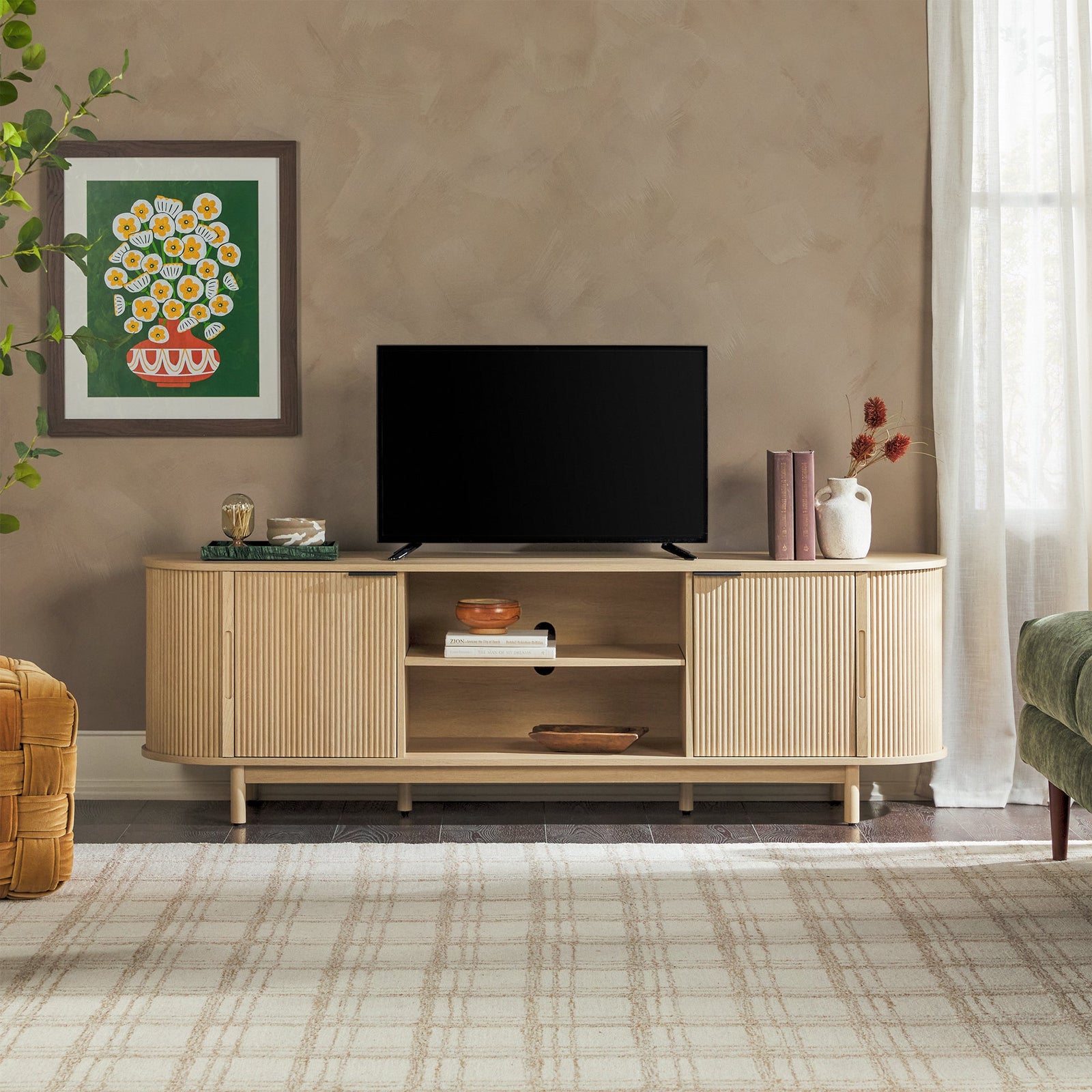 Mueble de TV moderno con estructura de caña Chloe