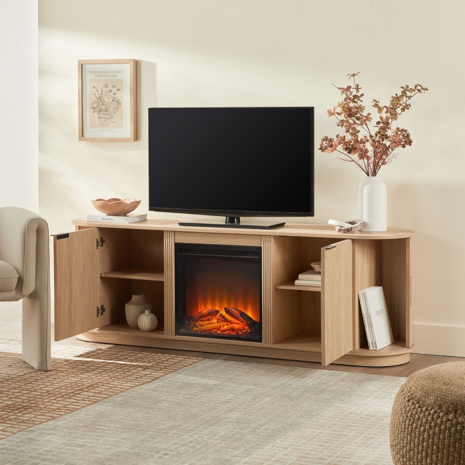 Mueble de TV con chimenea de caña escandinava moderna Chloe en 2 tamaños