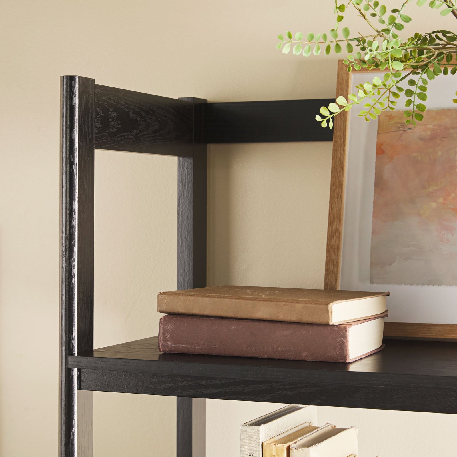 Estantería ancha de láminas de estilo escandinavo moderno de Holmes