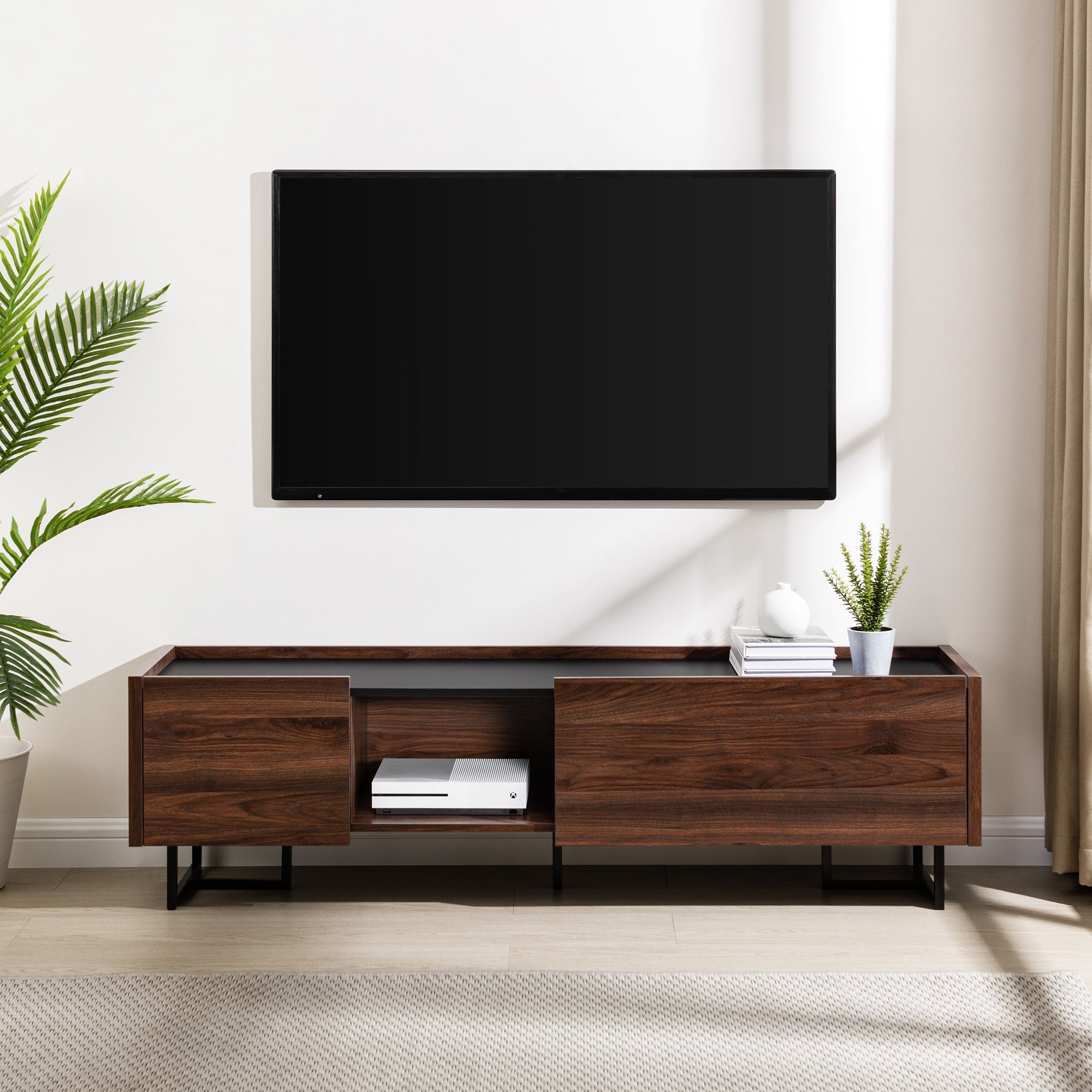Consola multimedia minimalista Arwin