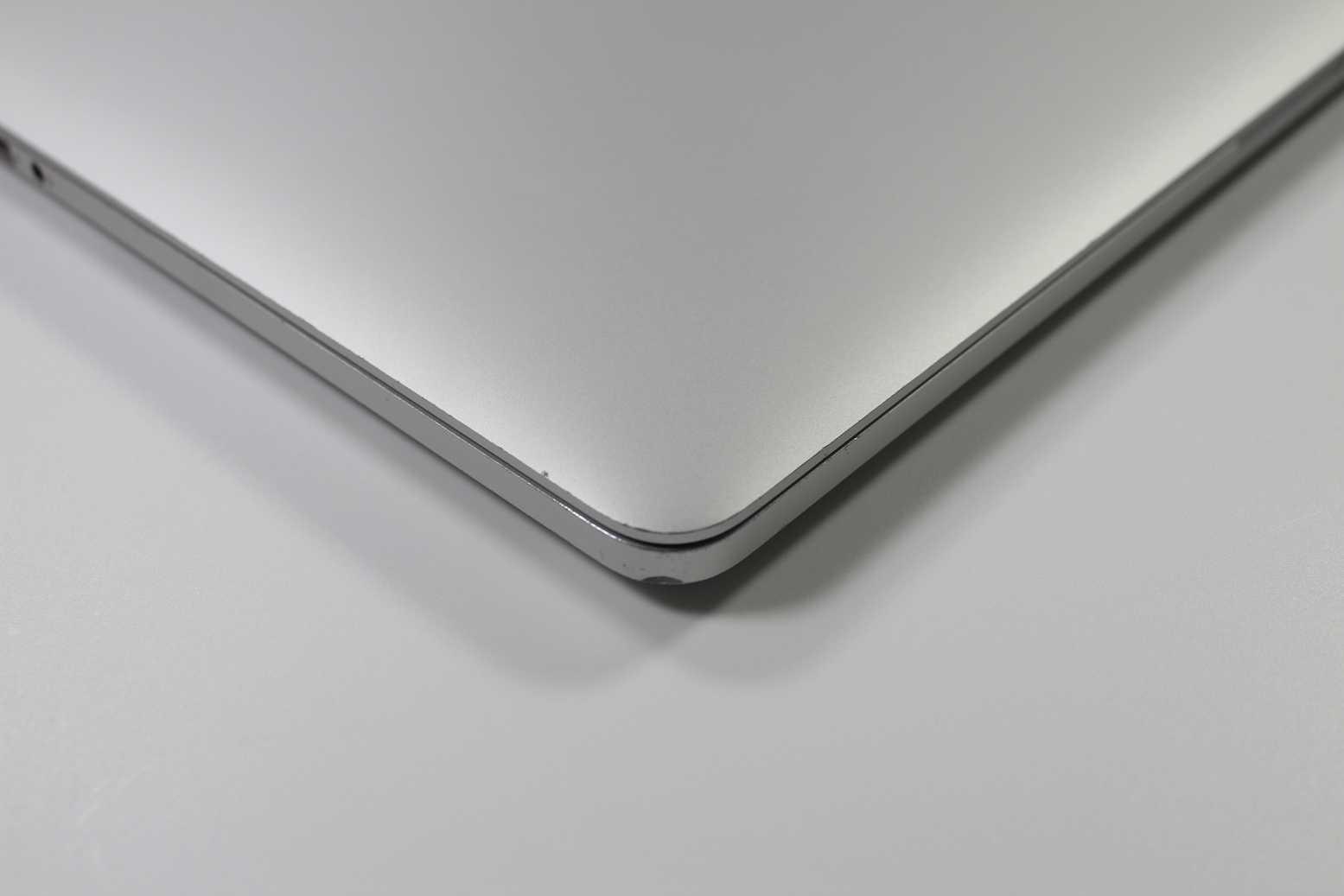 Apple MacBook Pro 15-inch 2013 2.6GHz Core i7 16GB RAM Dual GPU (Wear & Tear Special)