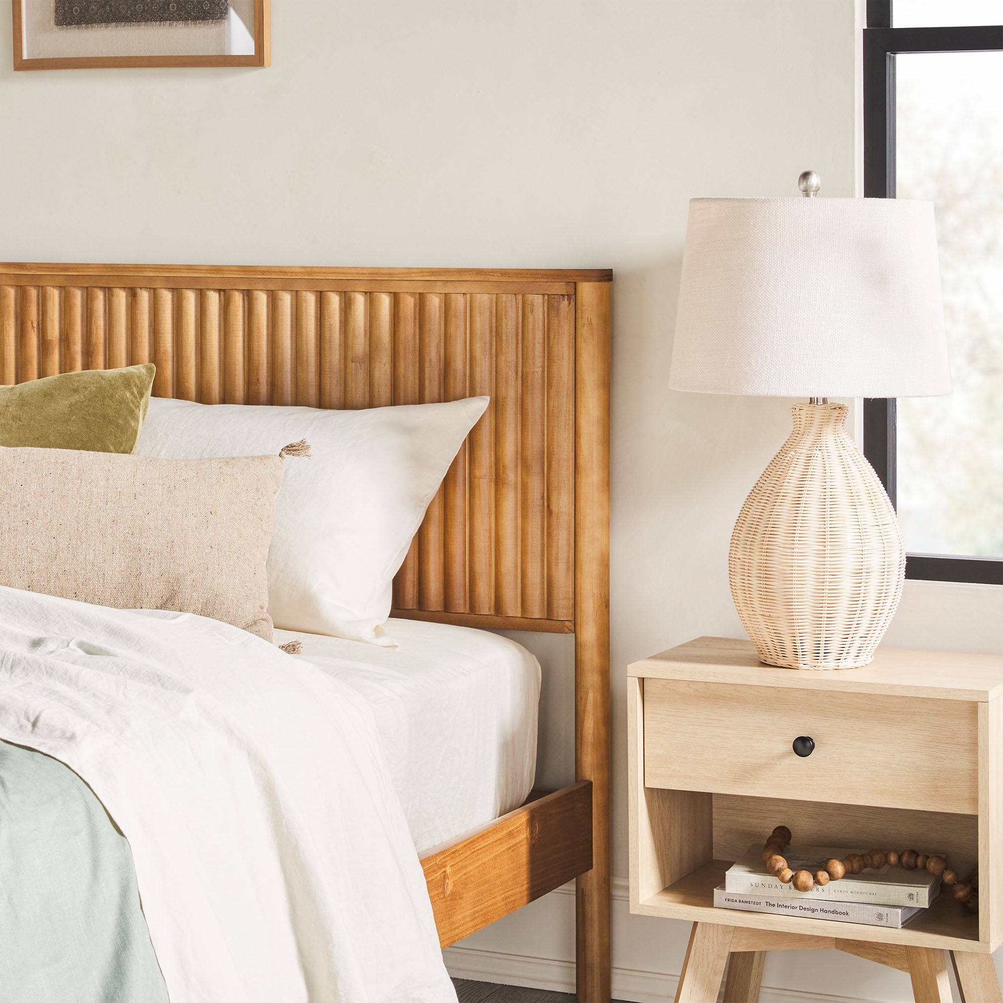 Cabecero de cama de madera maciza con diseño contemporáneo de París