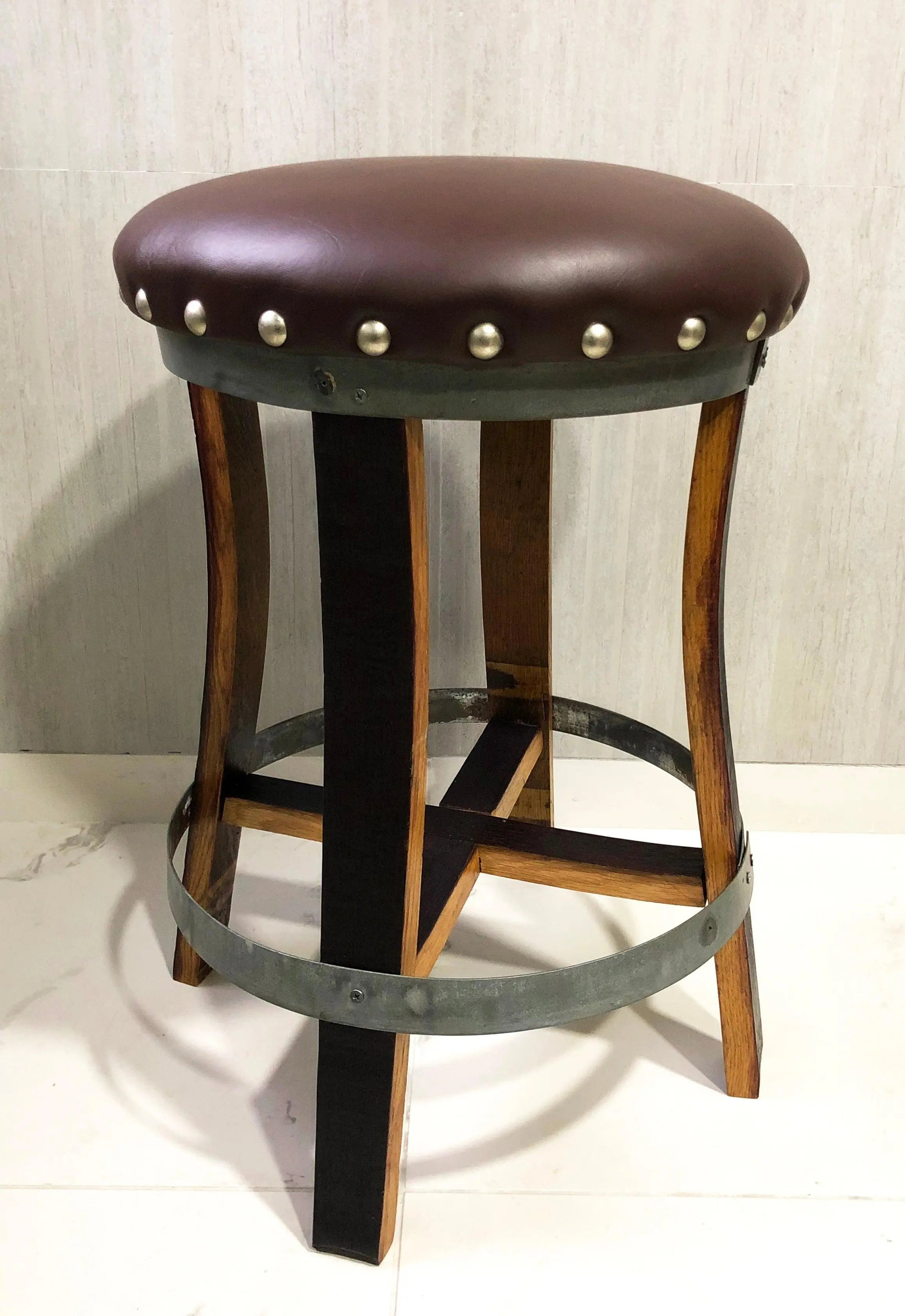 Taburete de bar de barril de roble marrón - Tapizado de espuma viscoelástica - Taburete de bar de madera de barril de whisky - Altura de mostrador - Silla de barril de vino hecha a mano