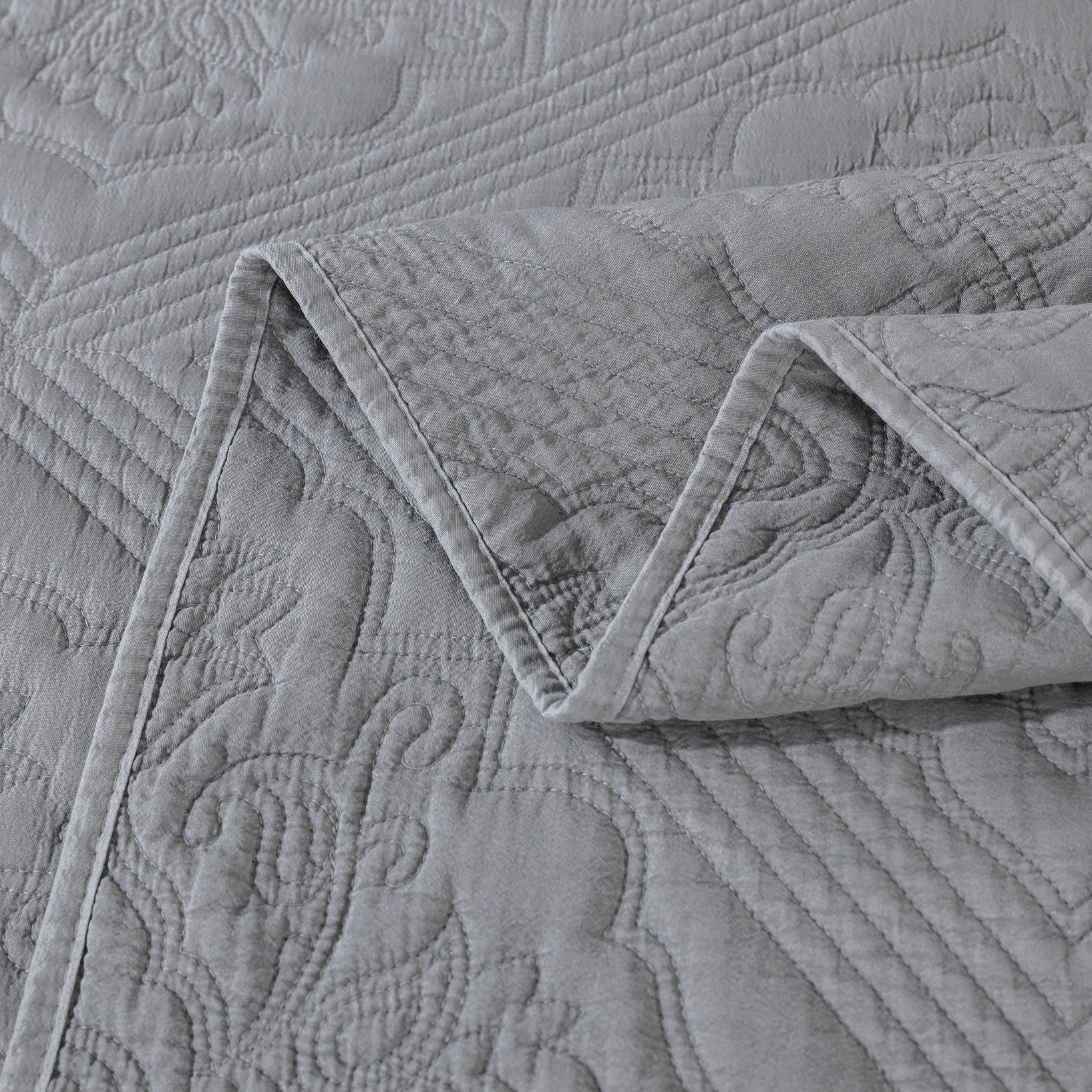DaDa Bedding Floral Vintage Stone Wash Grey Matelassé Ash Silver Diamond Pattern Quilted Bedspread Set (JHW855)