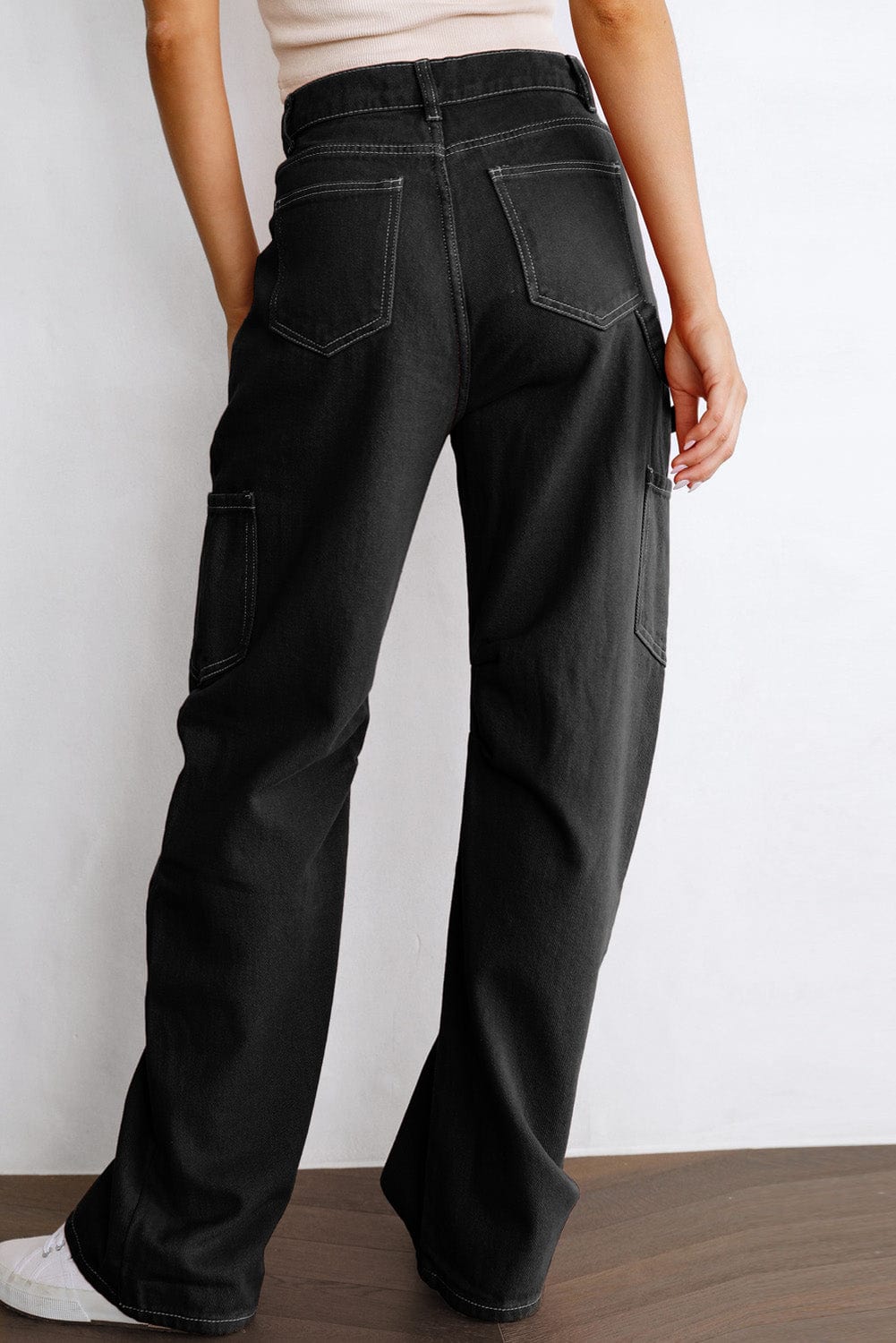 Relaxed Fit Black Cargo Pants