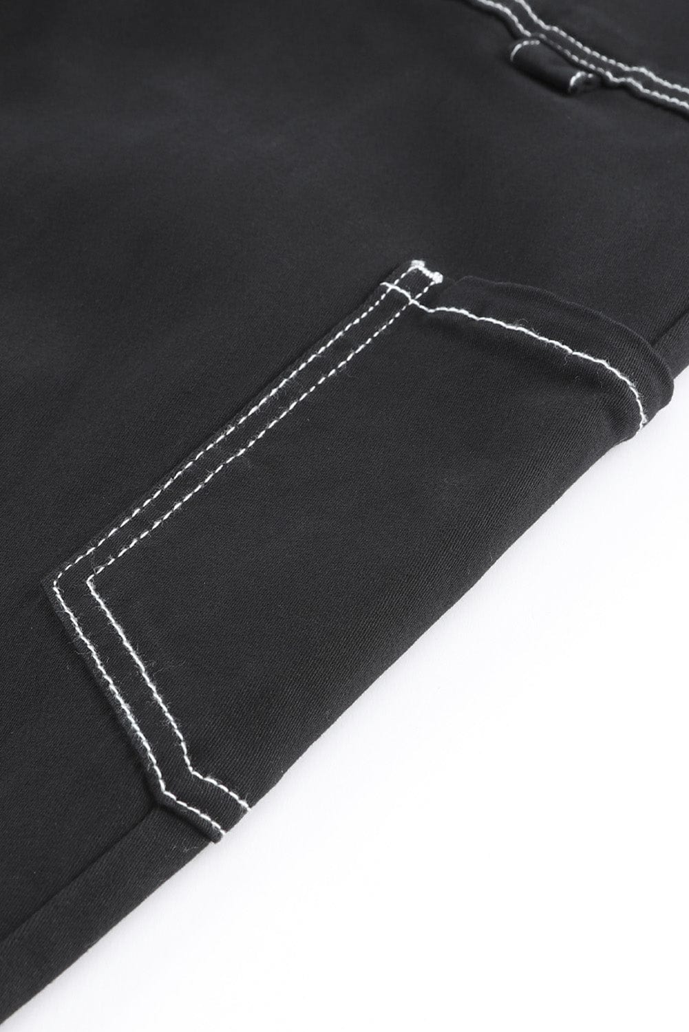 Relaxed Fit Black Cargo Pants