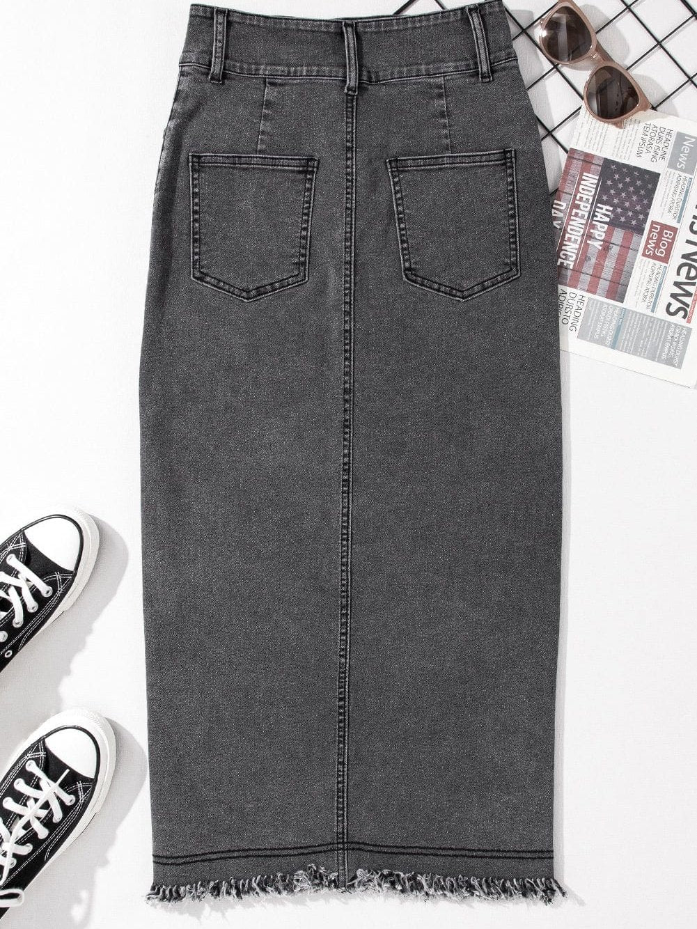 Vintage-Inspired Denim Pencil Skirt with Side Slit