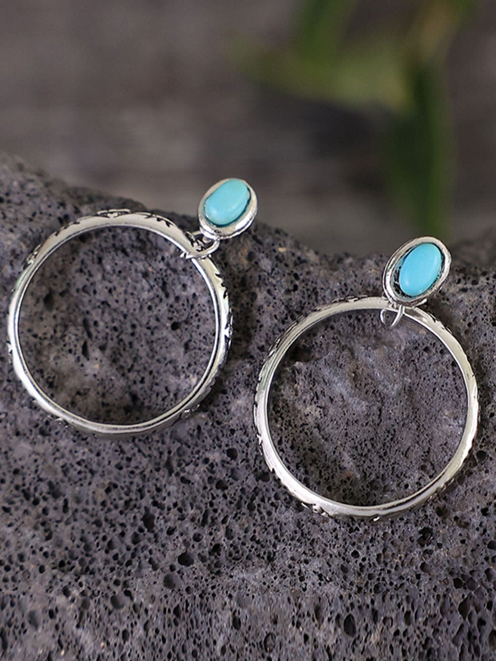 Turquoise Ring Stud Earrings with Bold Western Design