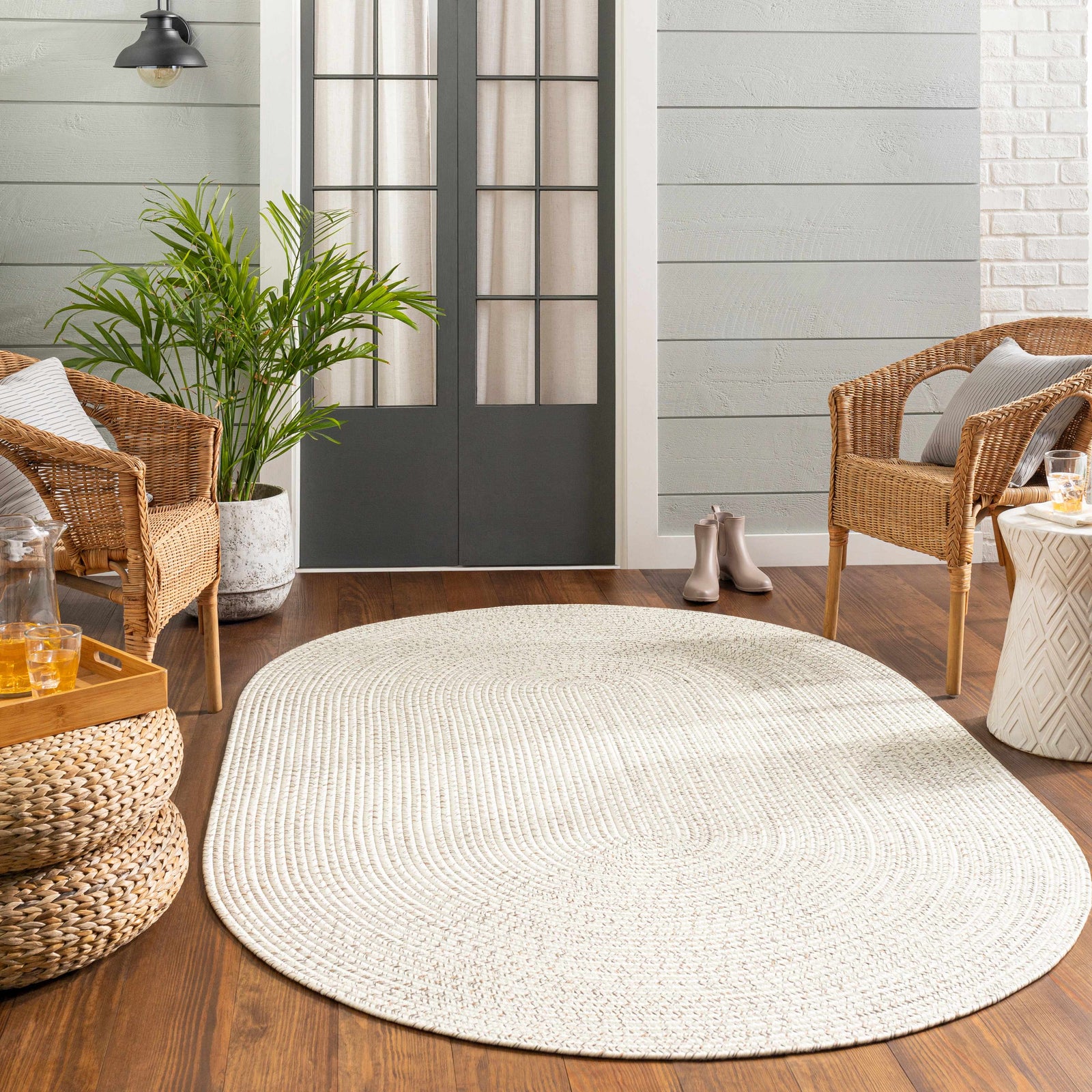 Alfombra trenzada de yute sintético de color beige