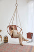 Silla colgante redonda de cuero genuino con estructura de teca marrón