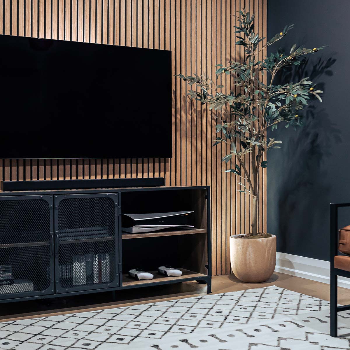 White Oak (Black Felt) Willow Panel (8' height)