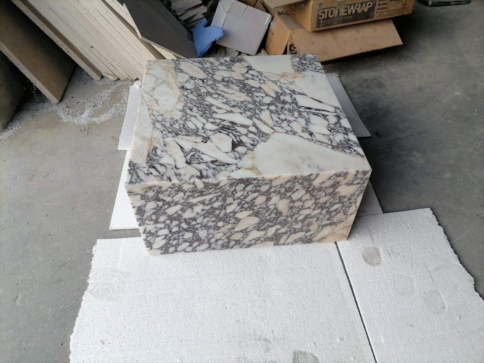 Calacatta Viola Marble Rectangular Prism Block Design Coffee Table (W)24