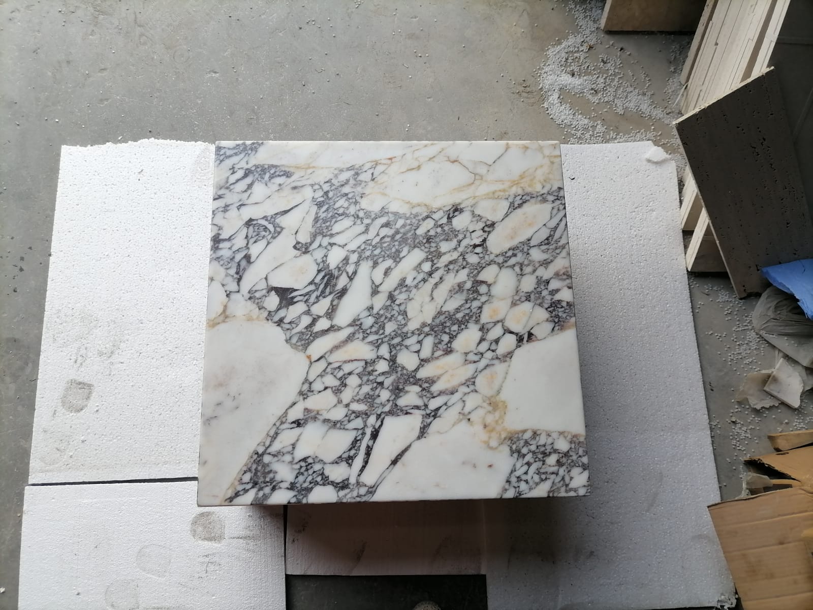 Calacatta Viola Marble Rectangular Prism Block Design Coffee Table (W)24