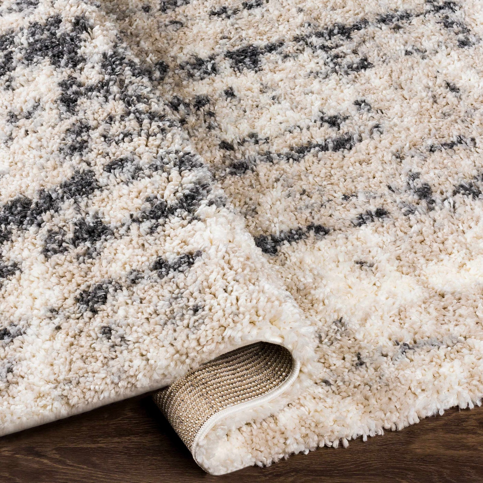Alfombra de felpa color crema Campion