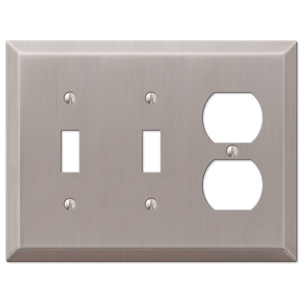Placa de pared de acero con níquel cepillado Century: 2 palancas y 1 dúplex