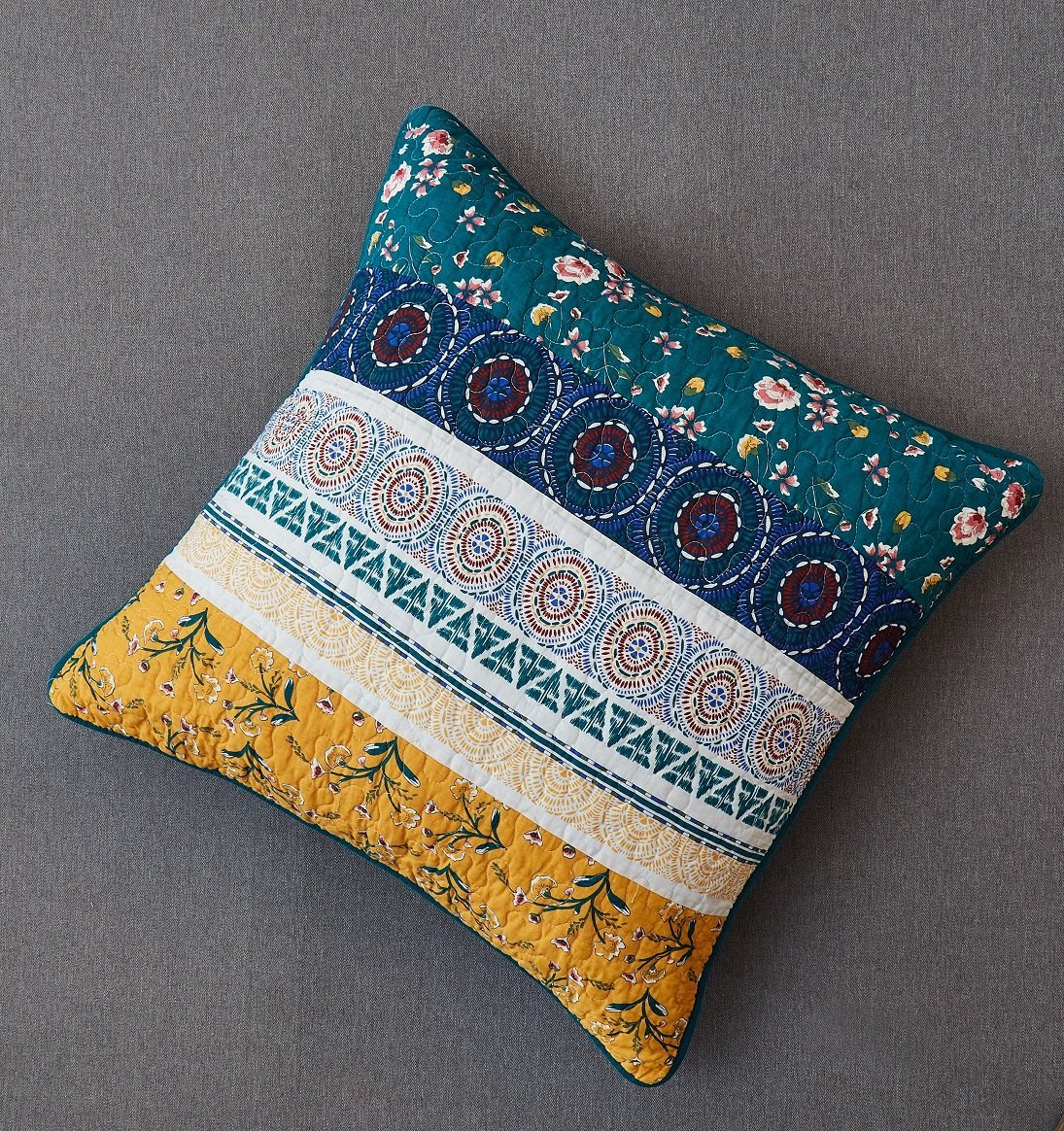 DaDa Bedding Bohemian Patchwork Bed of Wild Flowers Floral Gardenia Euro Pillow Sham Cover, 26
