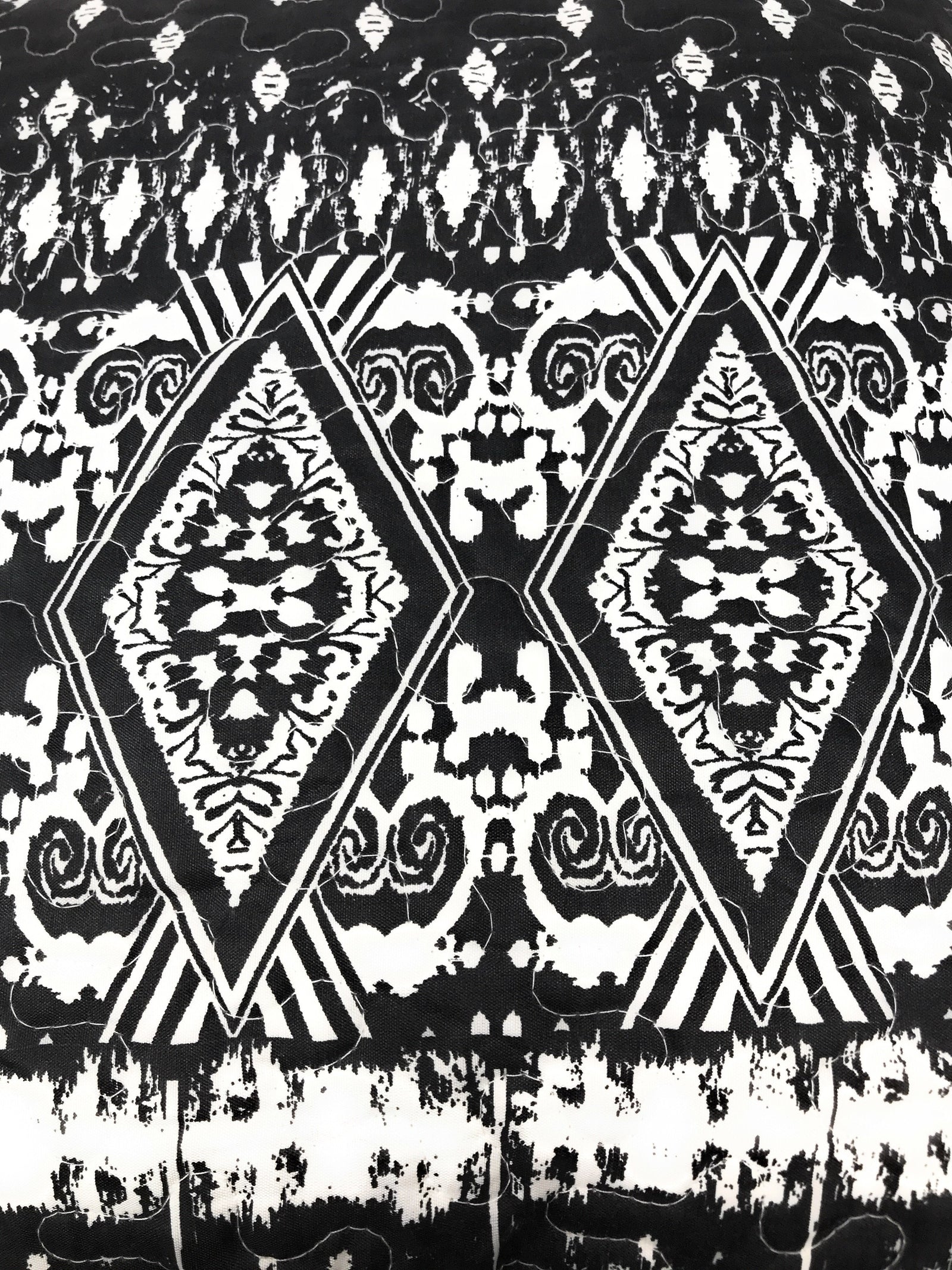 DaDa Bedding Aztec Black & White Diamonds Throw Pillow Covers - 18