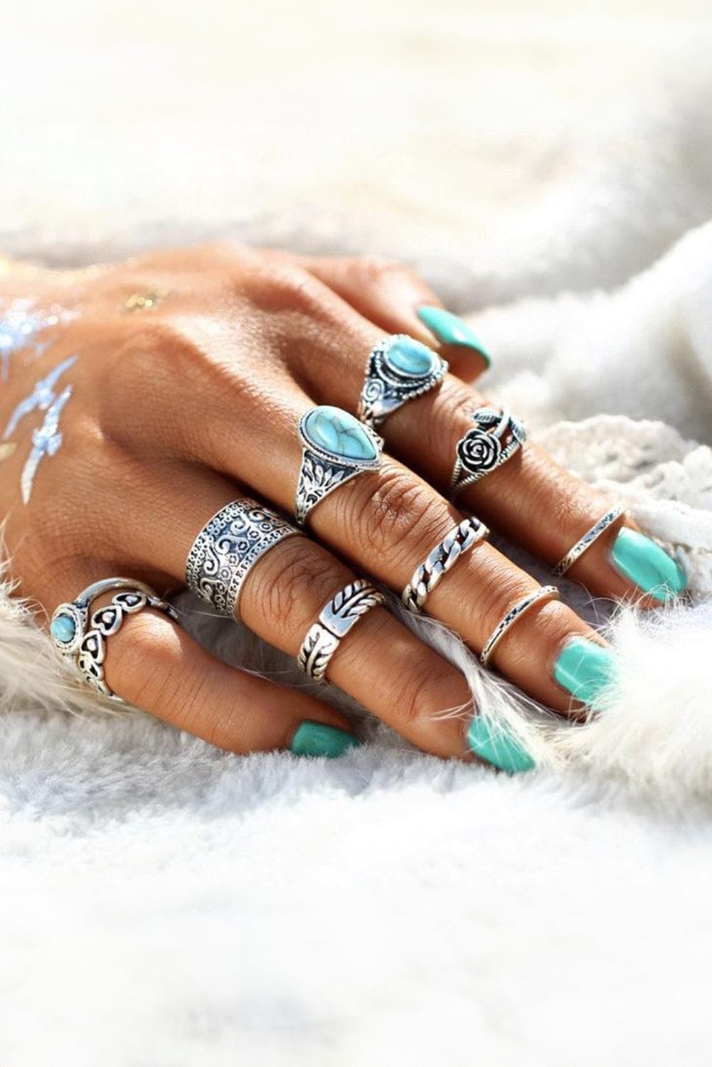Vintage Turquoise Floral Ring Set - 10 Pieces with Dark Green Details