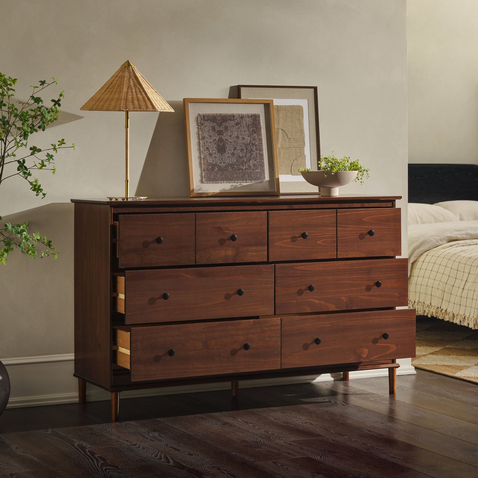 Cómoda de transición de madera maciza Spencer