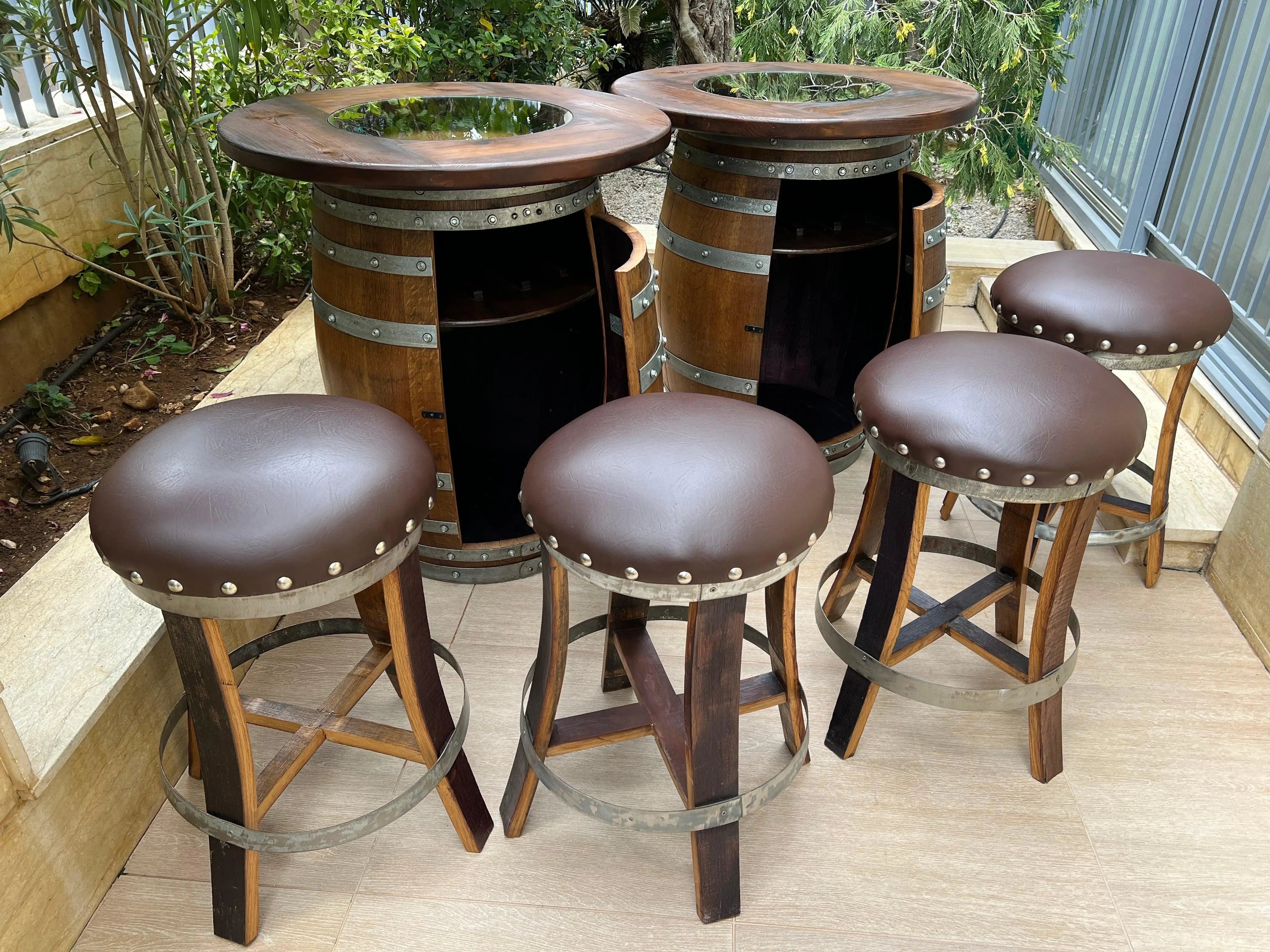 Juego de mesa de bar de roble doble, barril de vino bourbon, estante de almacenamiento en la puerta, mueble bar de barril, bar de barril de whisky, mueble bar de barril de vino