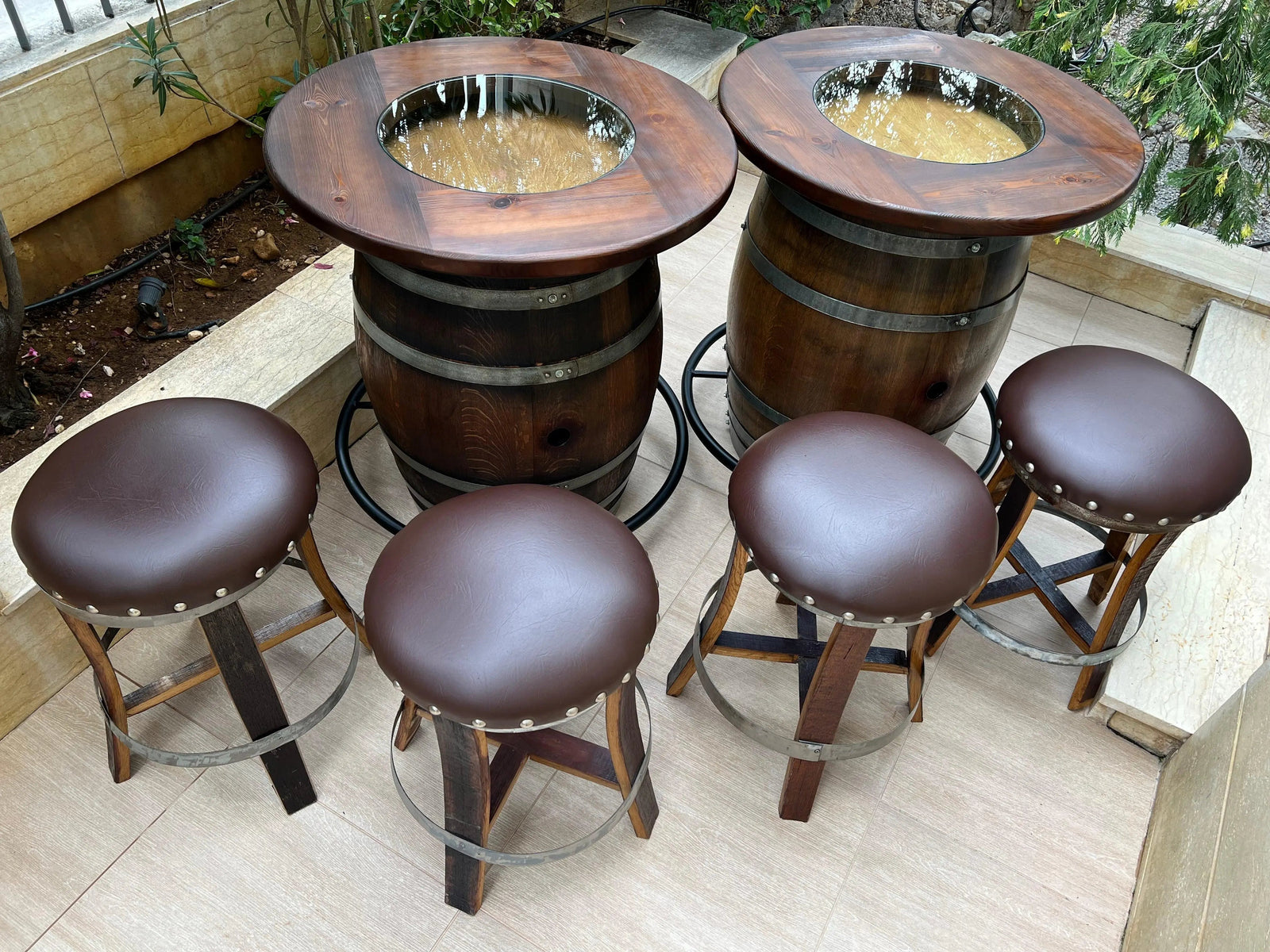 Mesa de bar de roble doble, bar de bourbon, reposapiés cómodo, barra de barril, barra de barril de whisky, mueble bar para vino