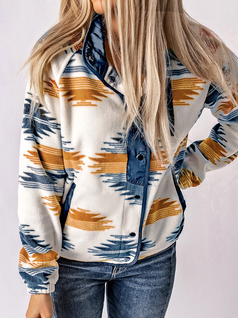 Comfortable Fleece Jacket with Geometric Print