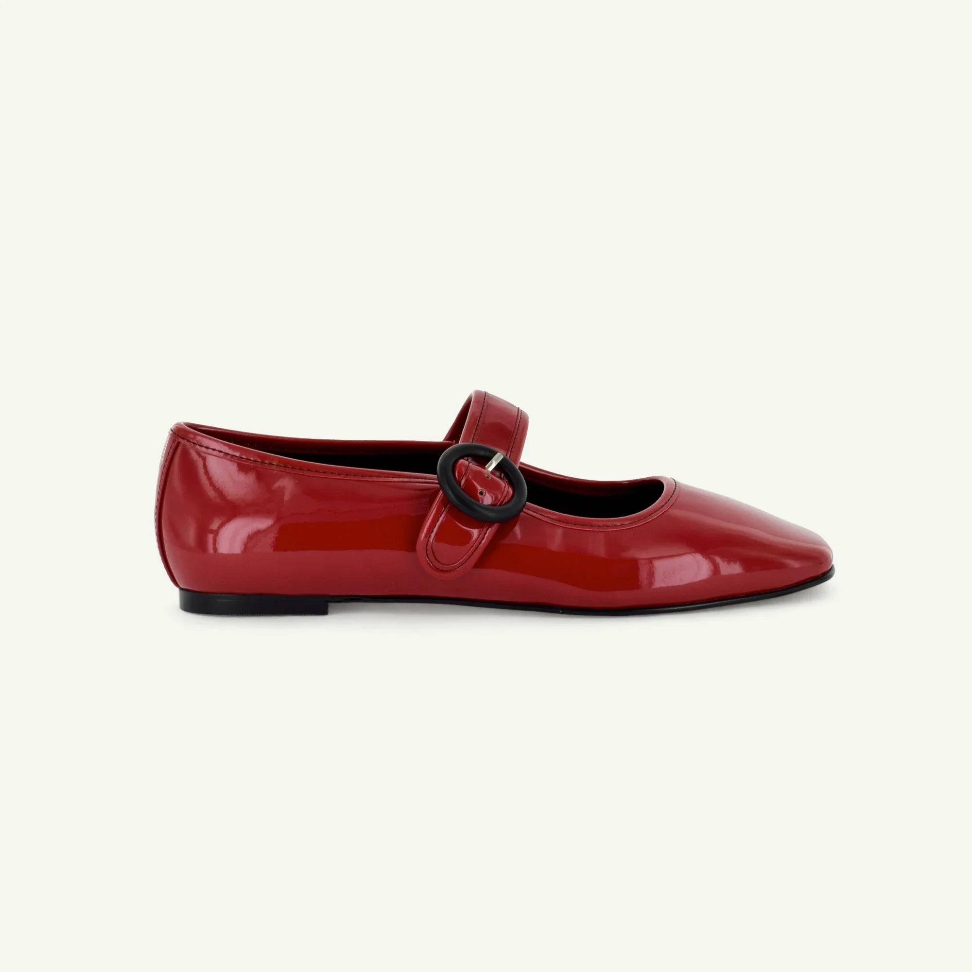 Mariana: Flat Mary Jane - Red