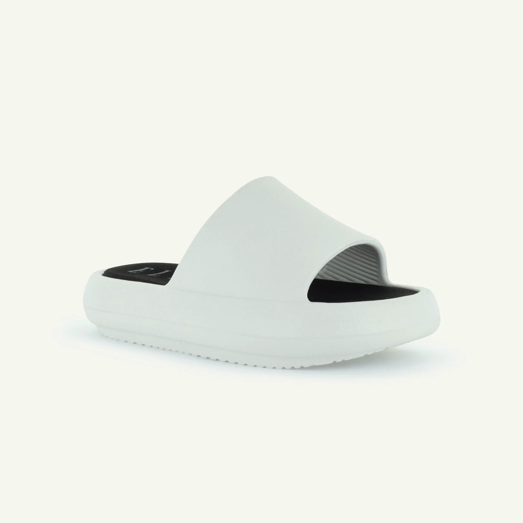 St. Tropez: Platform Slide - White