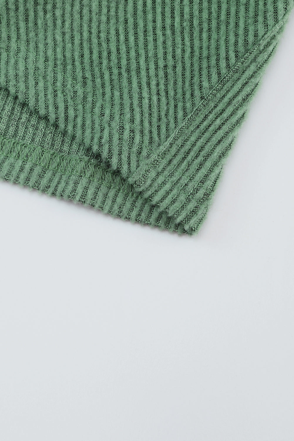 Fitted Ribbed Knit Sweater in Green