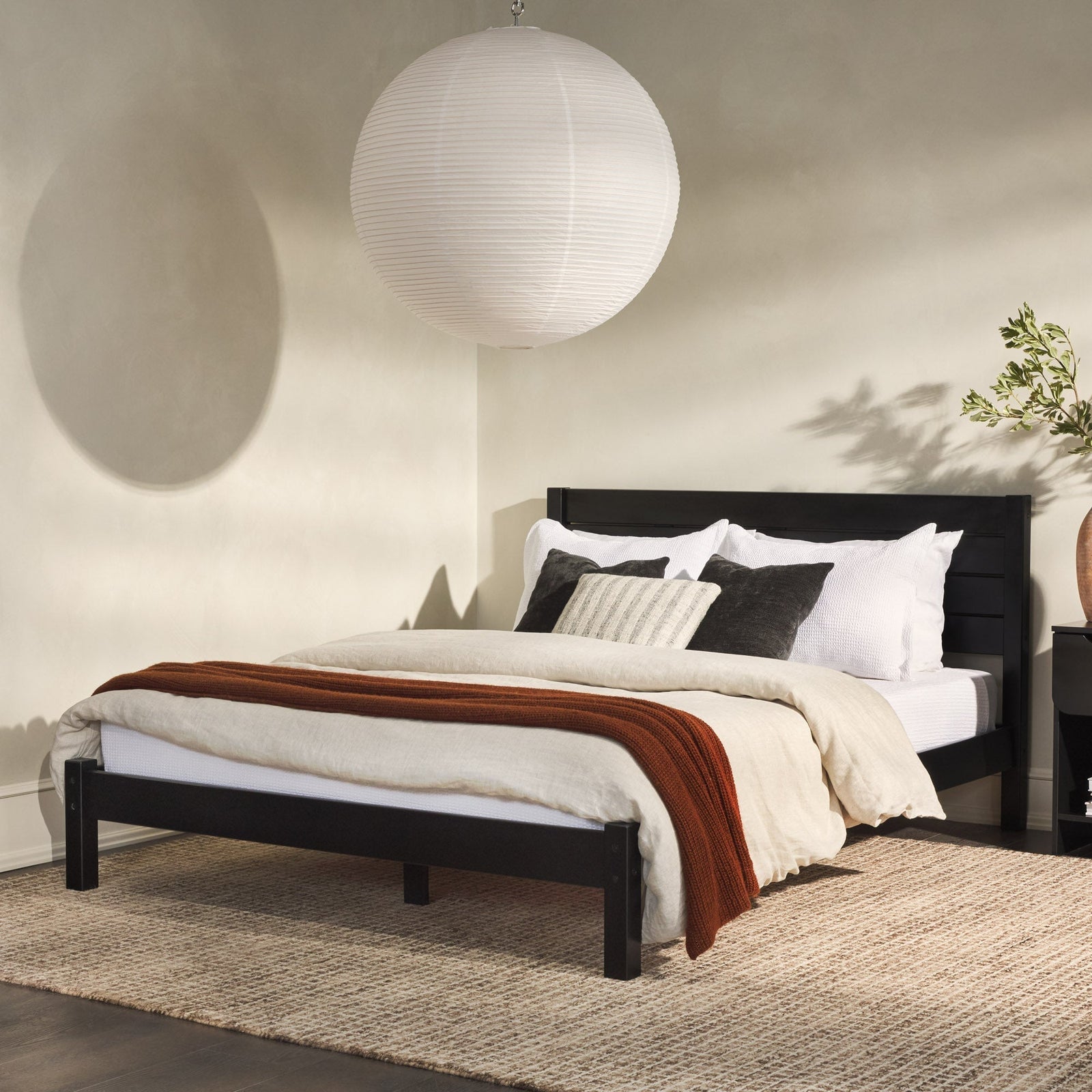 Colección de armazones de cama con dosel de madera maciza de Isla