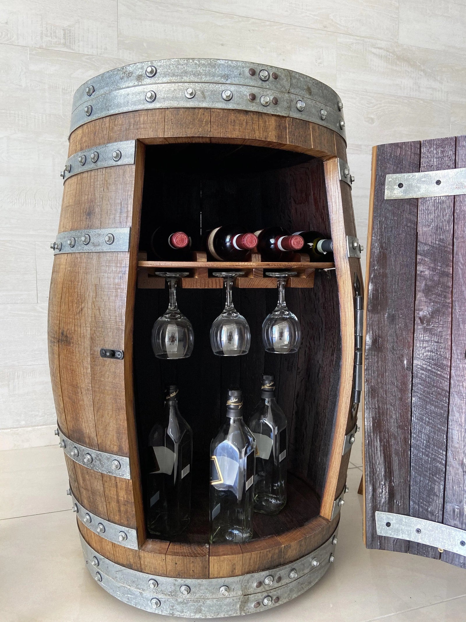 Juego de bar de vino artesanal n.° 1: Bar de whisky y vino con mesa de bar y taburetes para decorar tu bar.