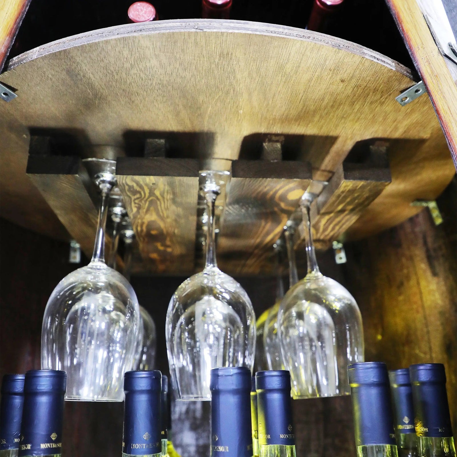 Juego de bar de vino artesanal n.° 2: Bar de whisky y vino con mesa de bar y taburetes para decorar tu bar.