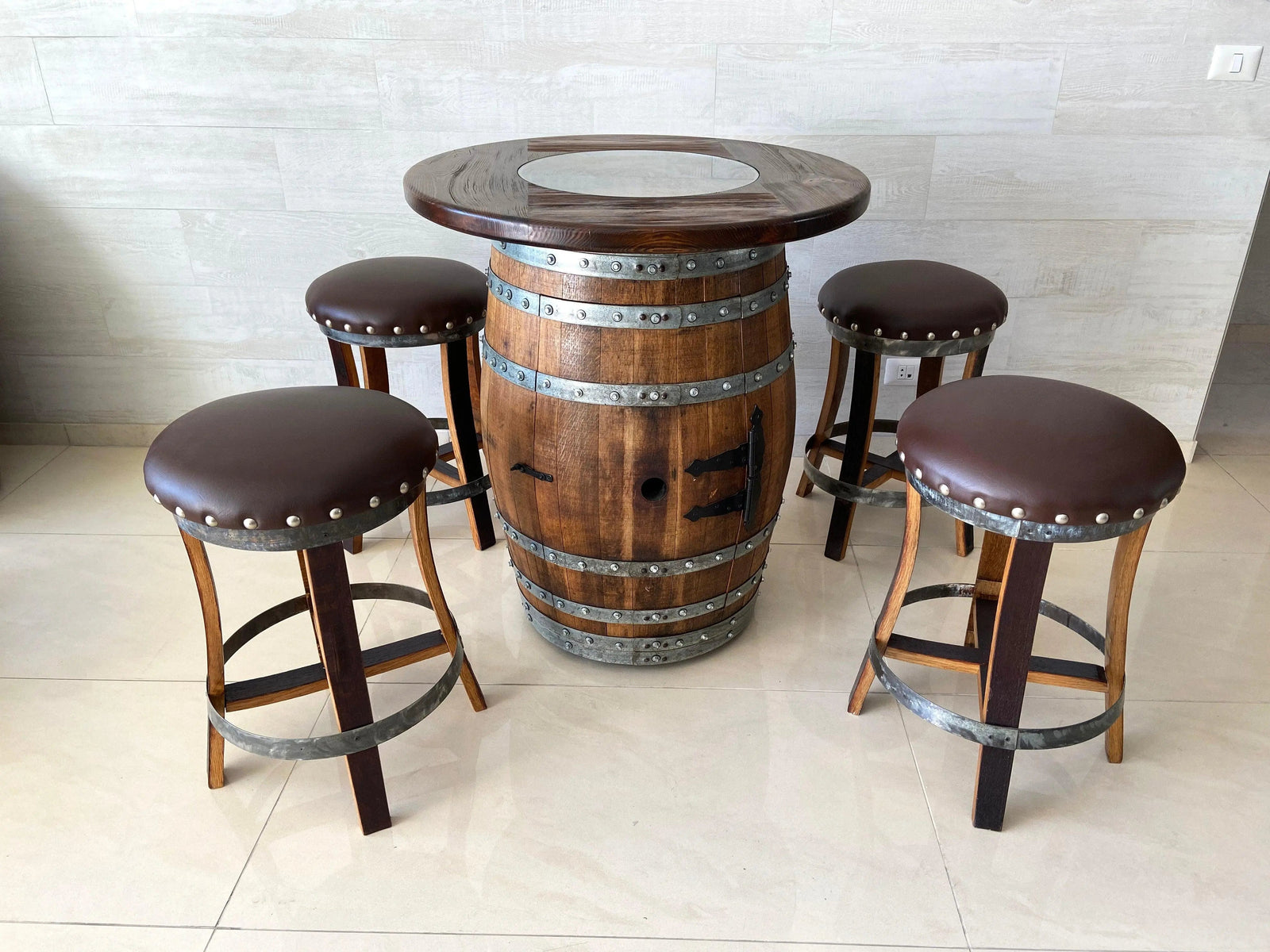 Juego de mesa de bar de roble, altura de mostrador, tablero de madera y vidrio, almacenamiento en gabinete, taburetes de bar, bar en casa, cueva de hombre - Hecho a mano en una empresa familiar