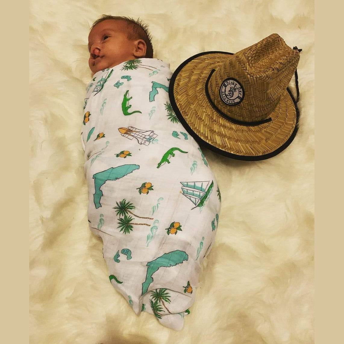 Conjunto de regalo: manta de muselina para envolver al bebé y paño eructador/babero combinados de Florida Baby