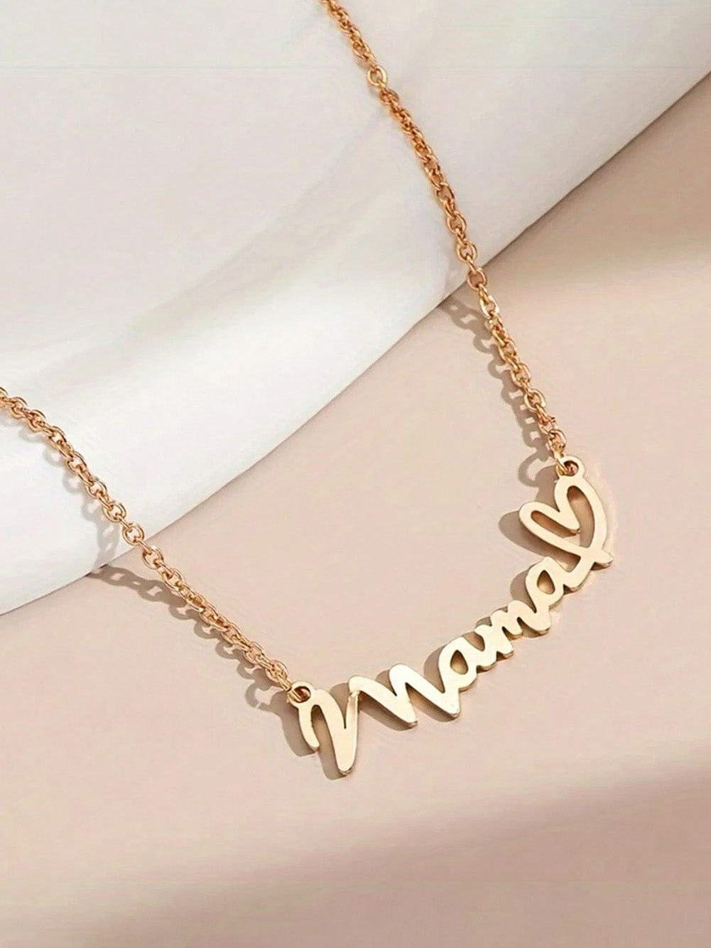Golden Heart Mama Pendant Necklace with Chain