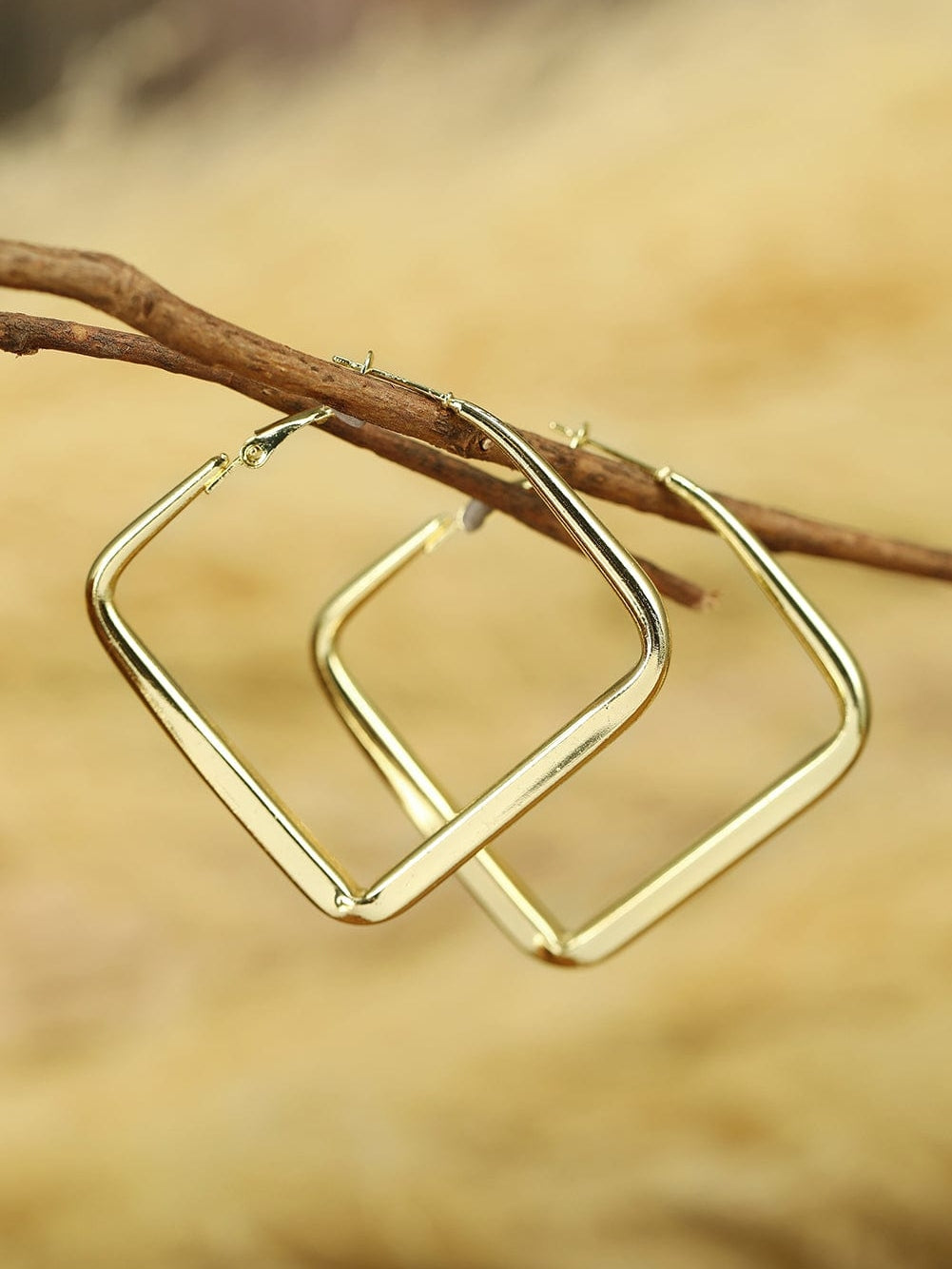 Golden Square Hoop Earrings - Chic Minimalistic Design