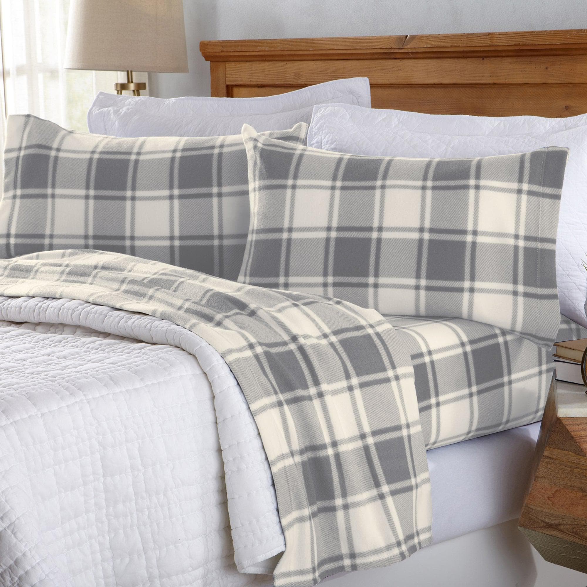 4-Piece Printed Fleece Sheet - Dara Collection