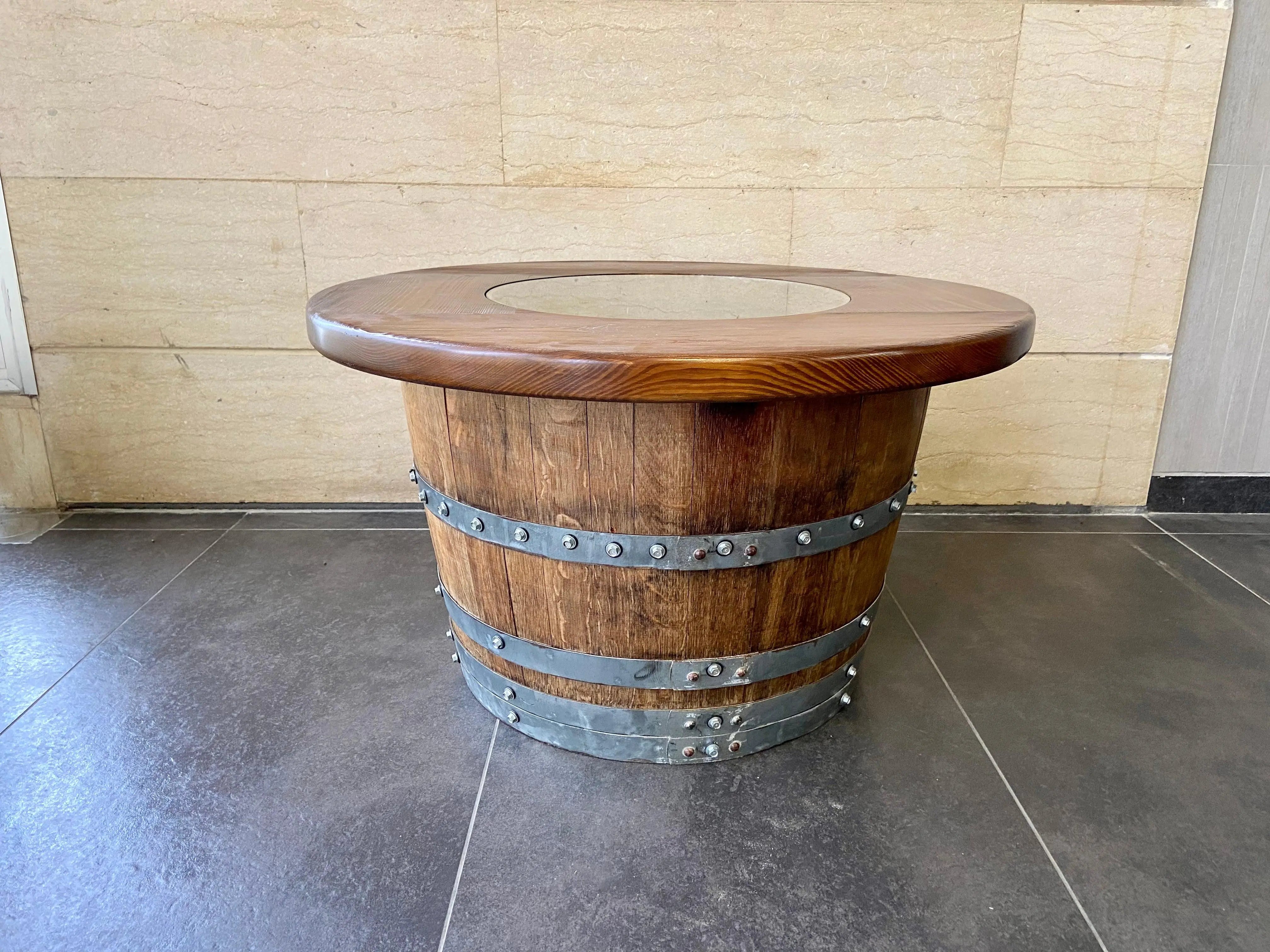 Mesa de centro de medio barril con tapa de cristal extraíble - Mesa de almacenamiento de barril de vino, whisky y bourbon - Muebles rústicos