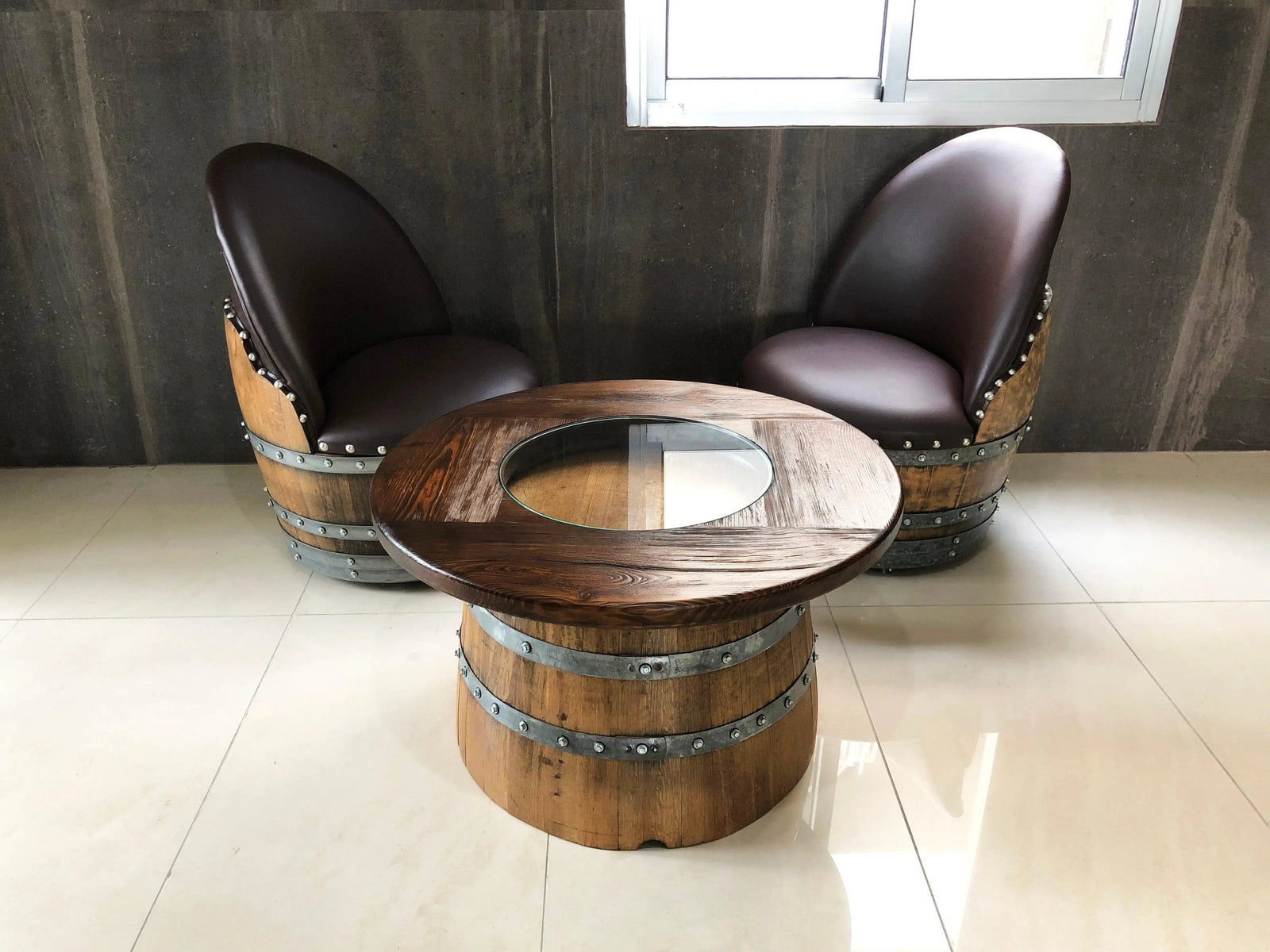 Mesa de centro de medio barril con tapa de cristal extraíble - Mesa de almacenamiento de barril de vino, whisky y bourbon - Muebles rústicos