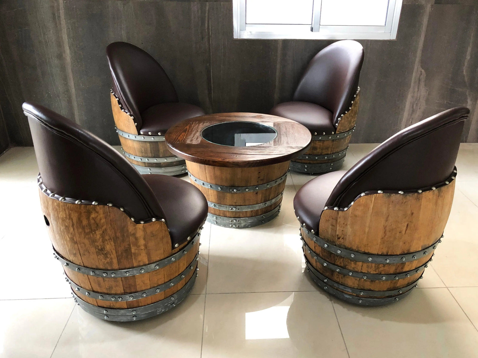 Mesa de centro de medio barril con tapa de cristal extraíble - Mesa de almacenamiento de barril de vino, whisky y bourbon - Muebles rústicos