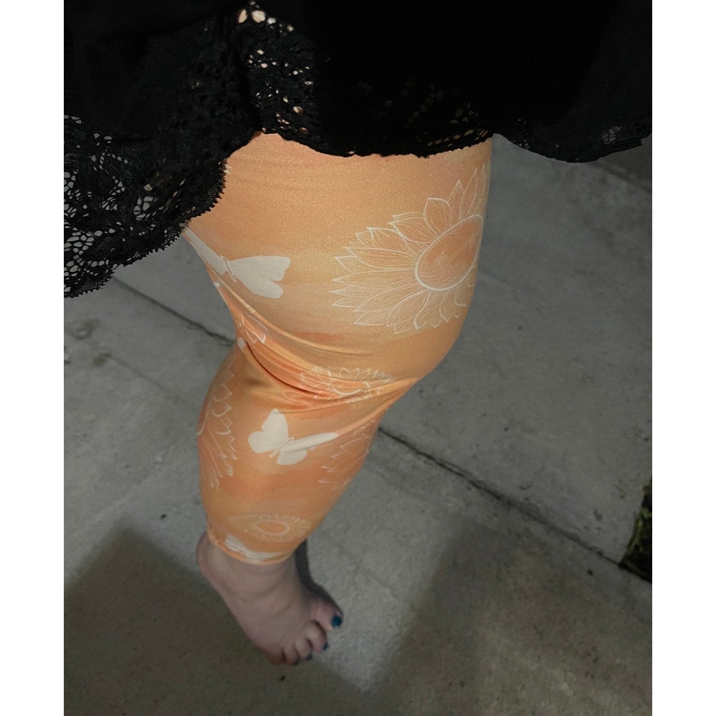 Sunny Bloom Capri Leggings with Pockets Sunflower & Butterfly Print