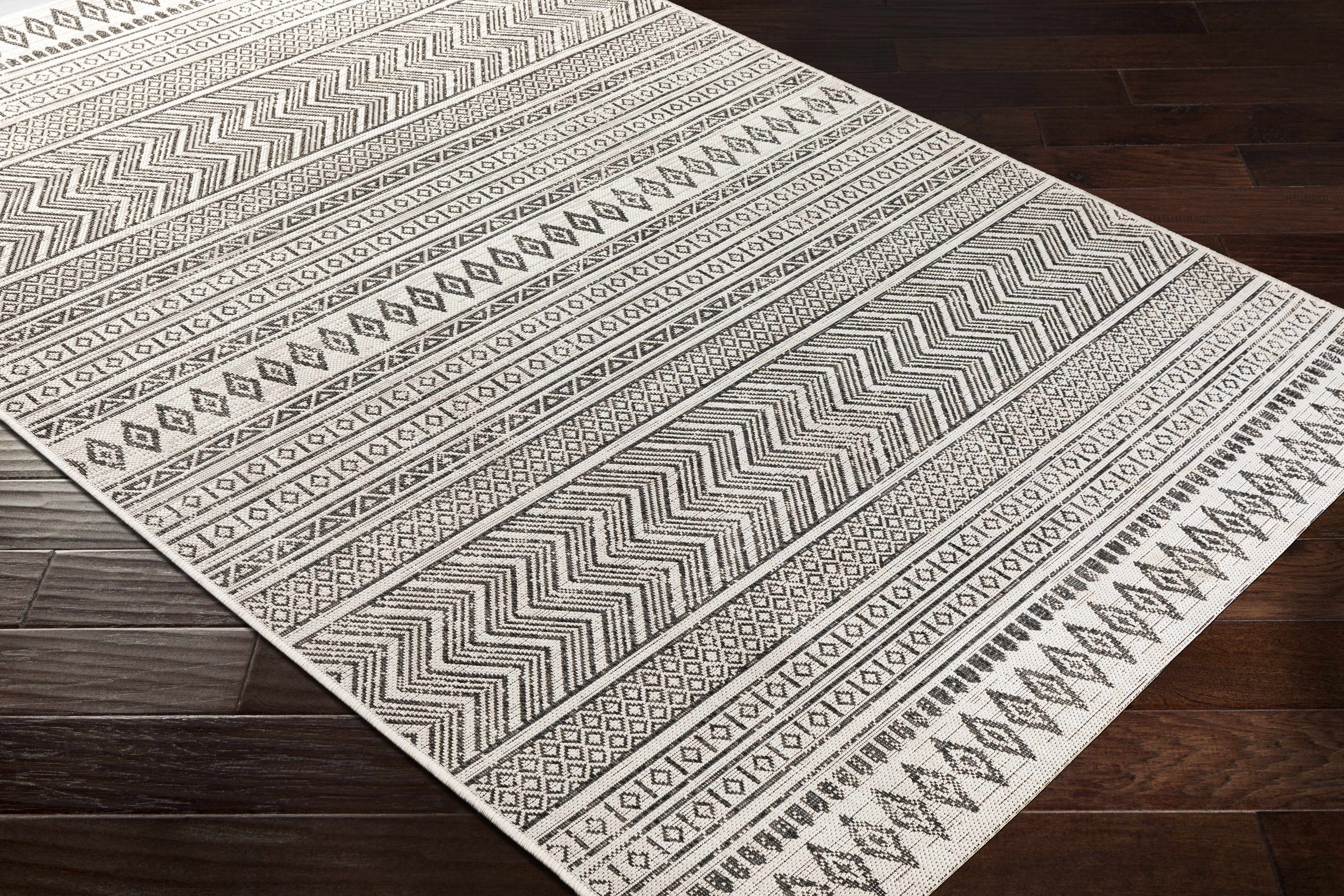 Alfombra para exteriores en blanco y negro de Imboden