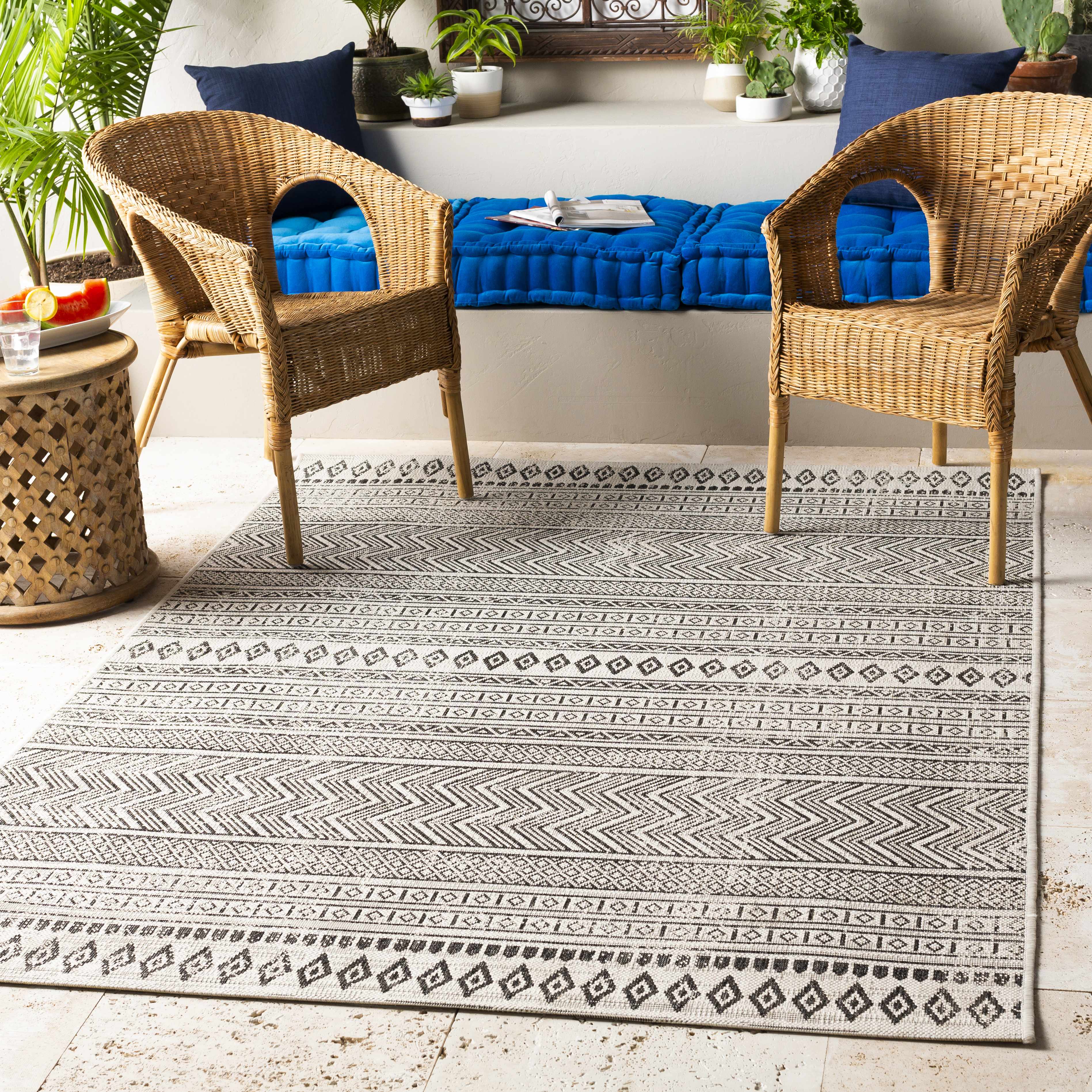 Alfombra para exteriores en blanco y negro de Imboden
