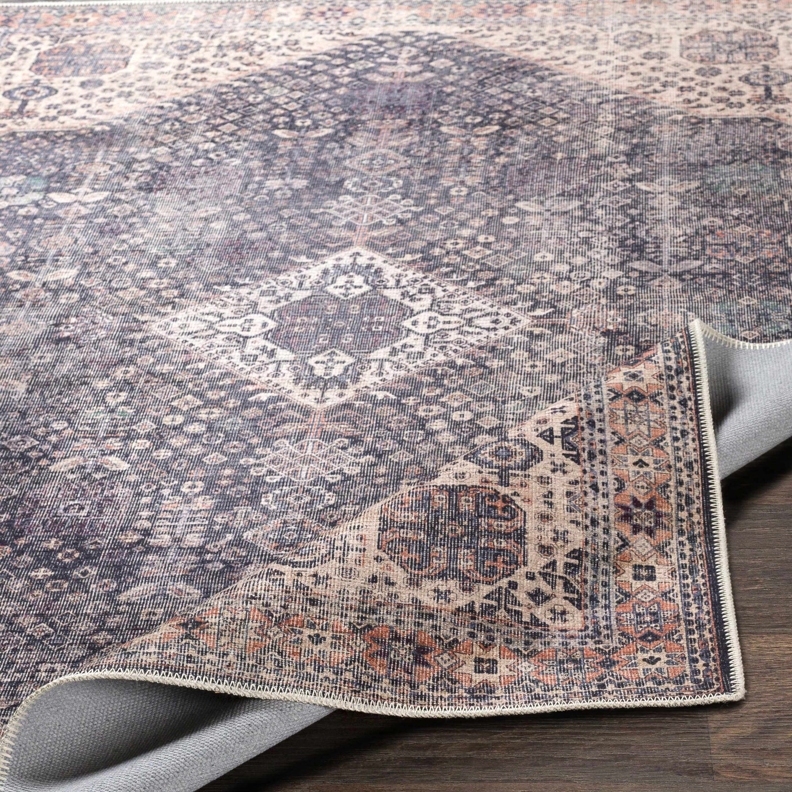 Alfombra lavable de pelo plano vintage Kittrell - Liquidación