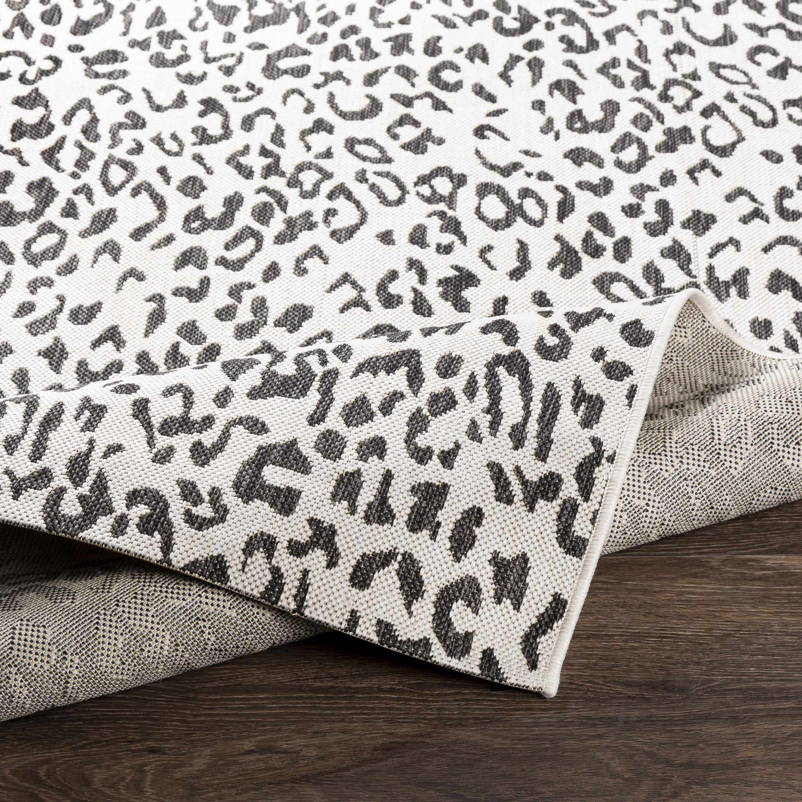 Alfombra con estampado de leopardo blanco Alderbury