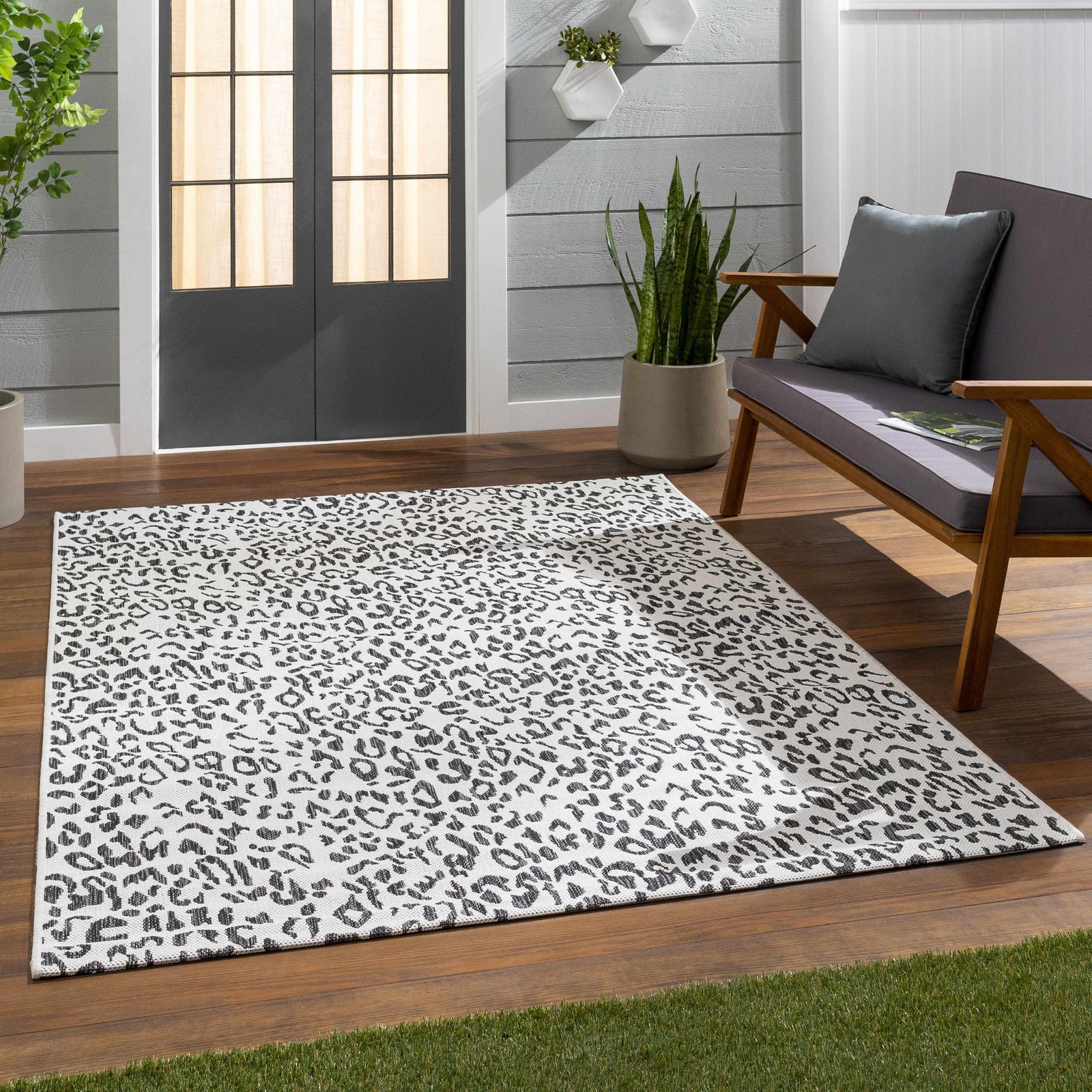 Alfombra con estampado de leopardo blanco Alderbury