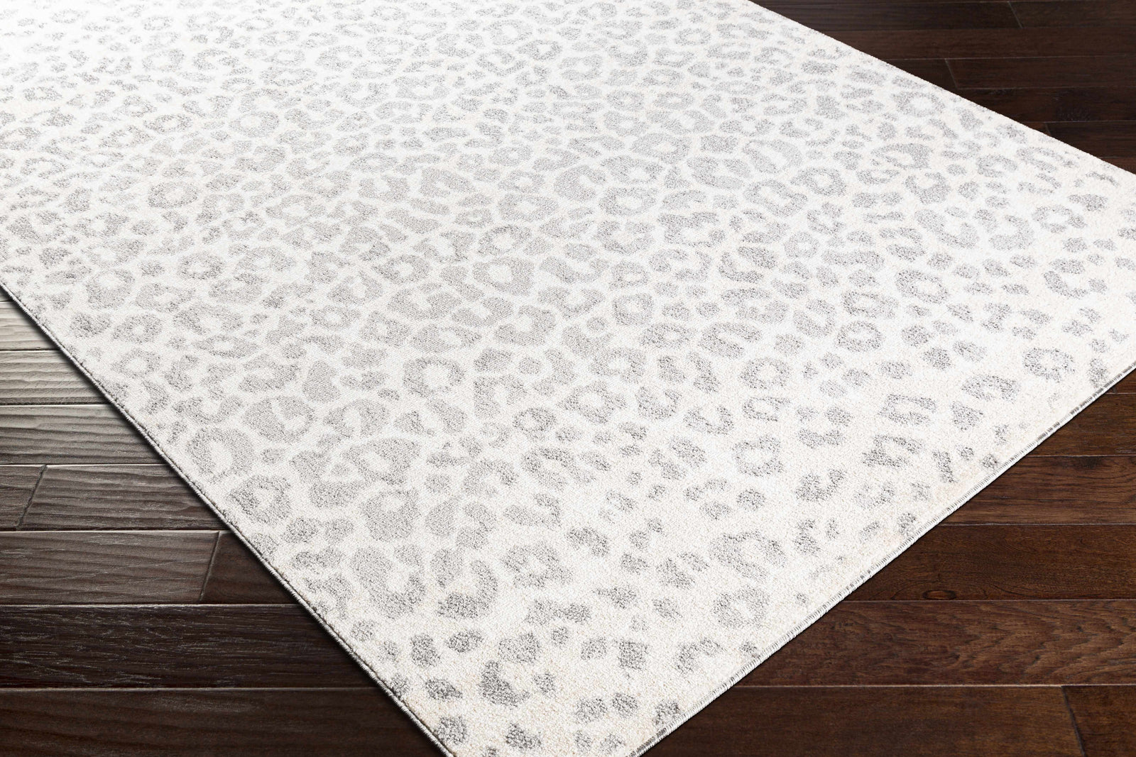 Alfombra con estampado de leopardo en color beige Liversedge