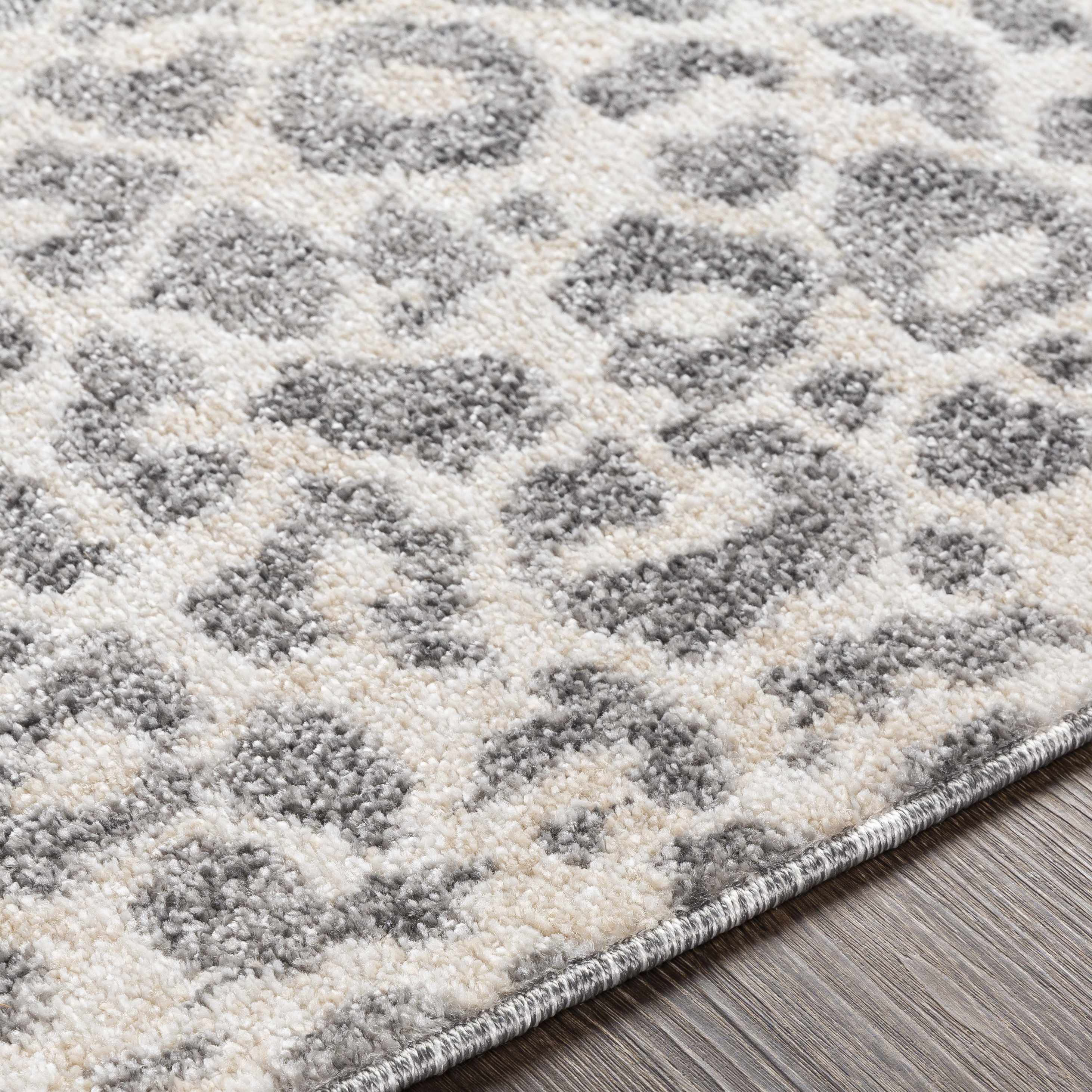 Alfombra con estampado de leopardo en color beige Liversedge